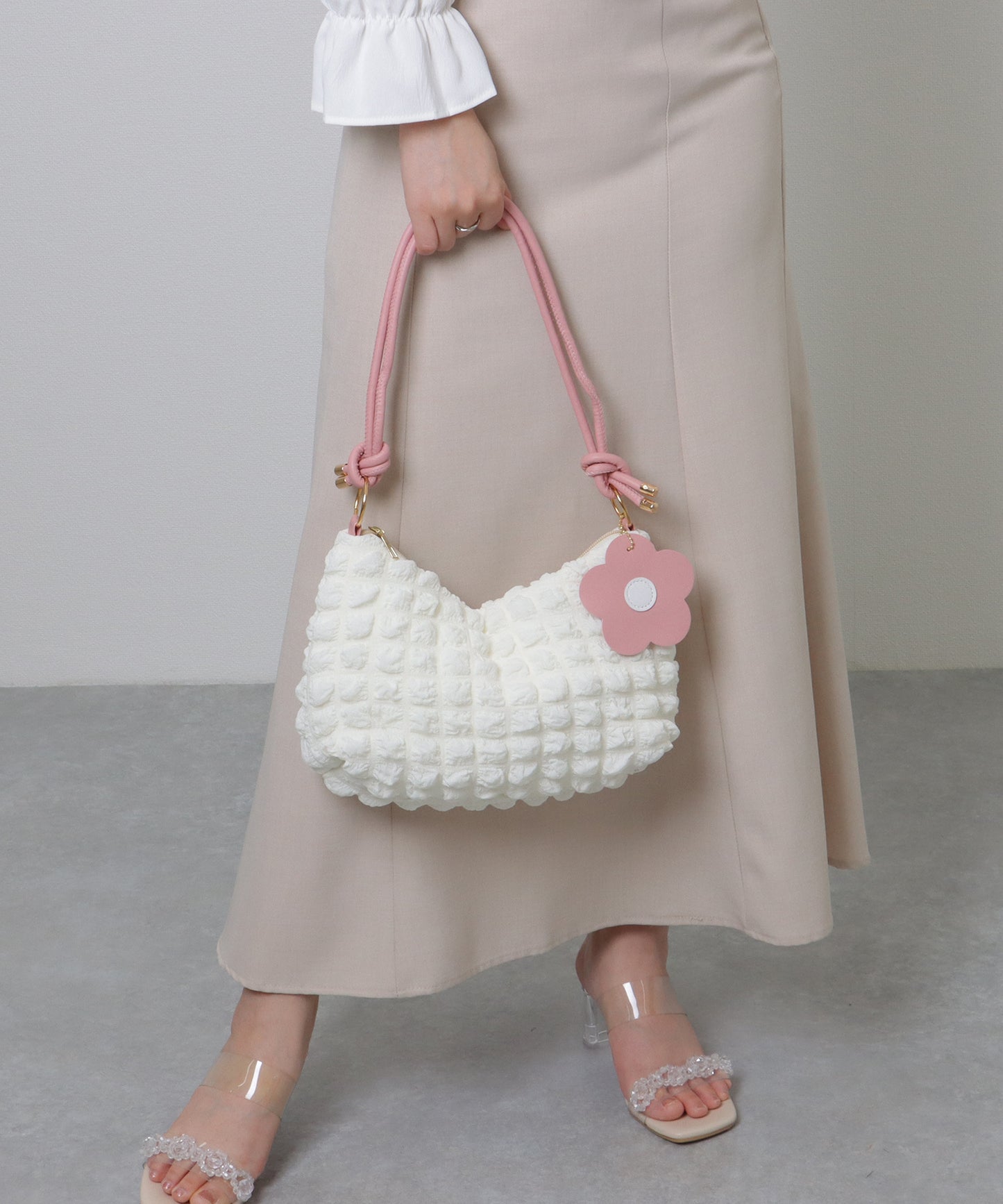フラワー チャーム付き バイカラー ぽこぽこ 2WAY ショルダーバッグ