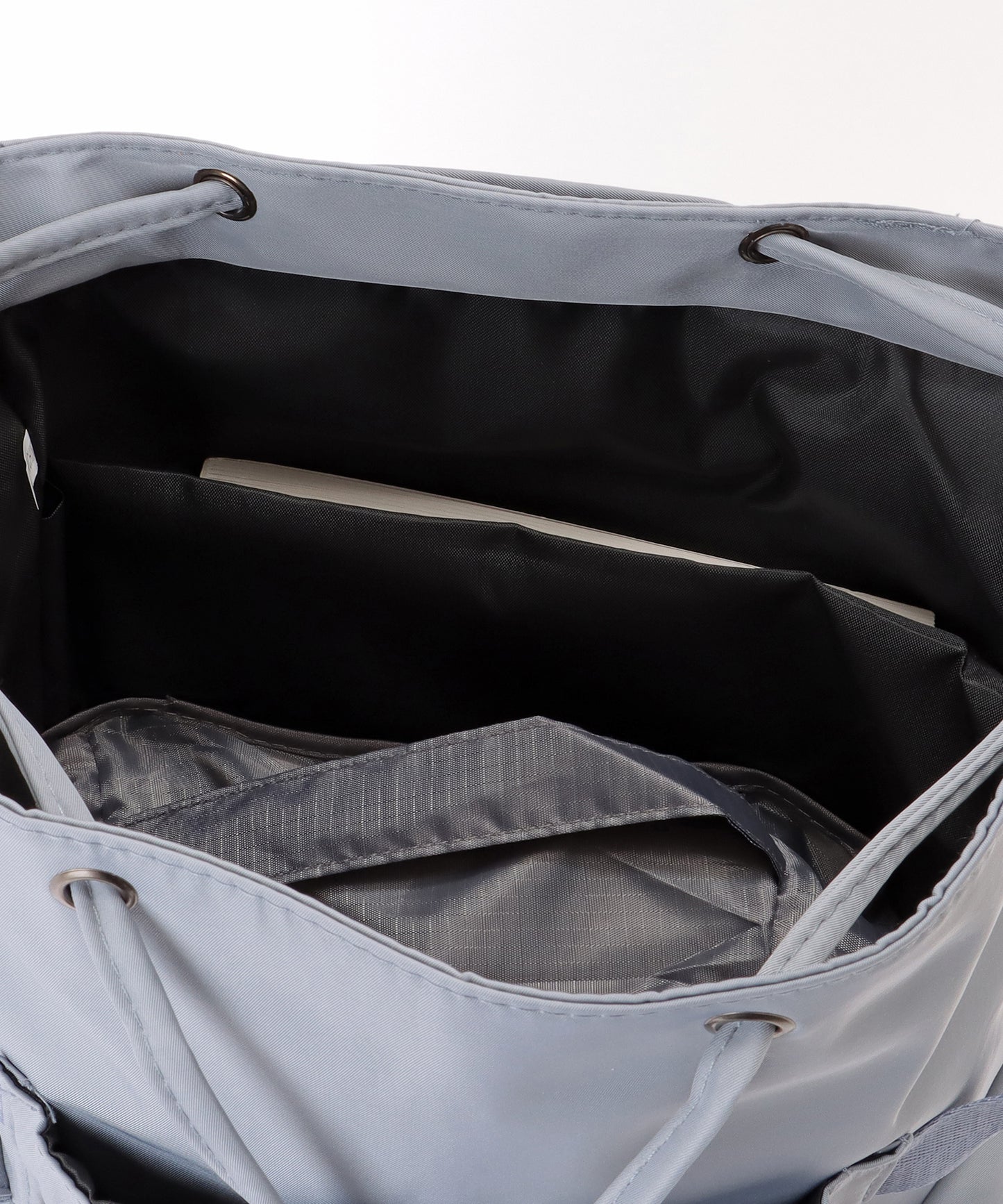 ソリッドカラー ユニセックス 大容量 多ポケット バックパック