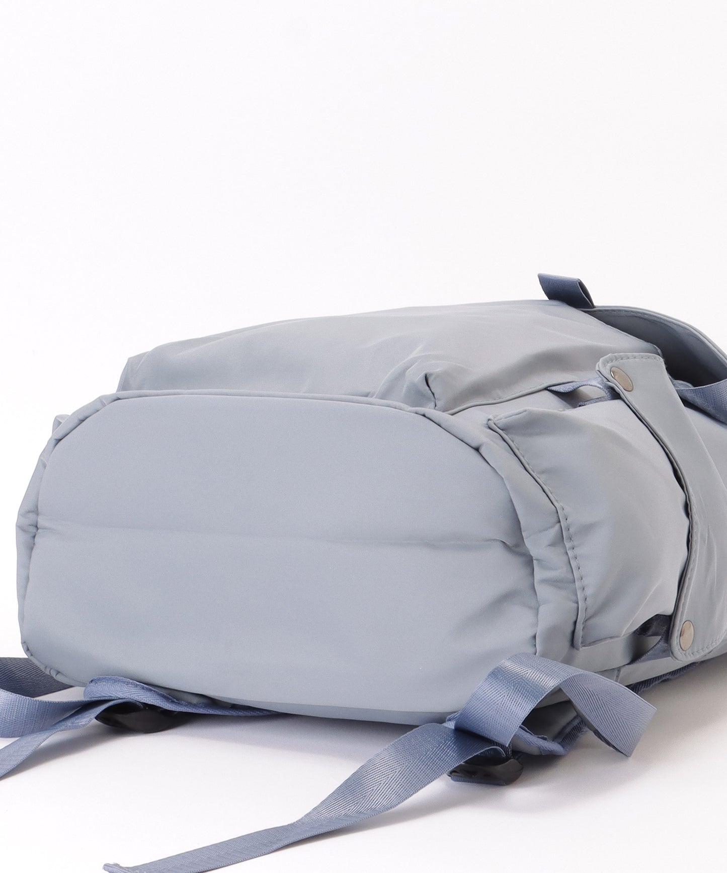 ソリッドカラー ユニセックス 大容量 多ポケット バックパック