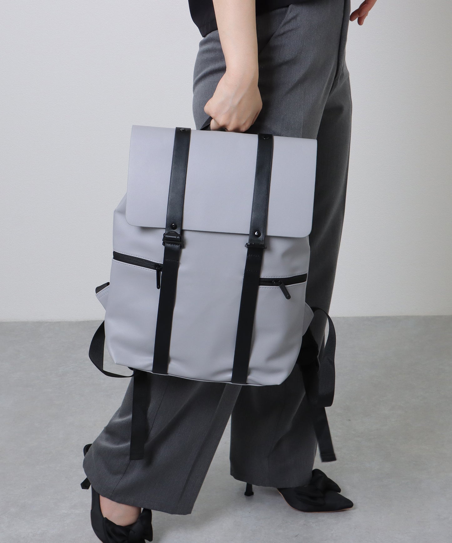 配色ライン スクエア バックパック