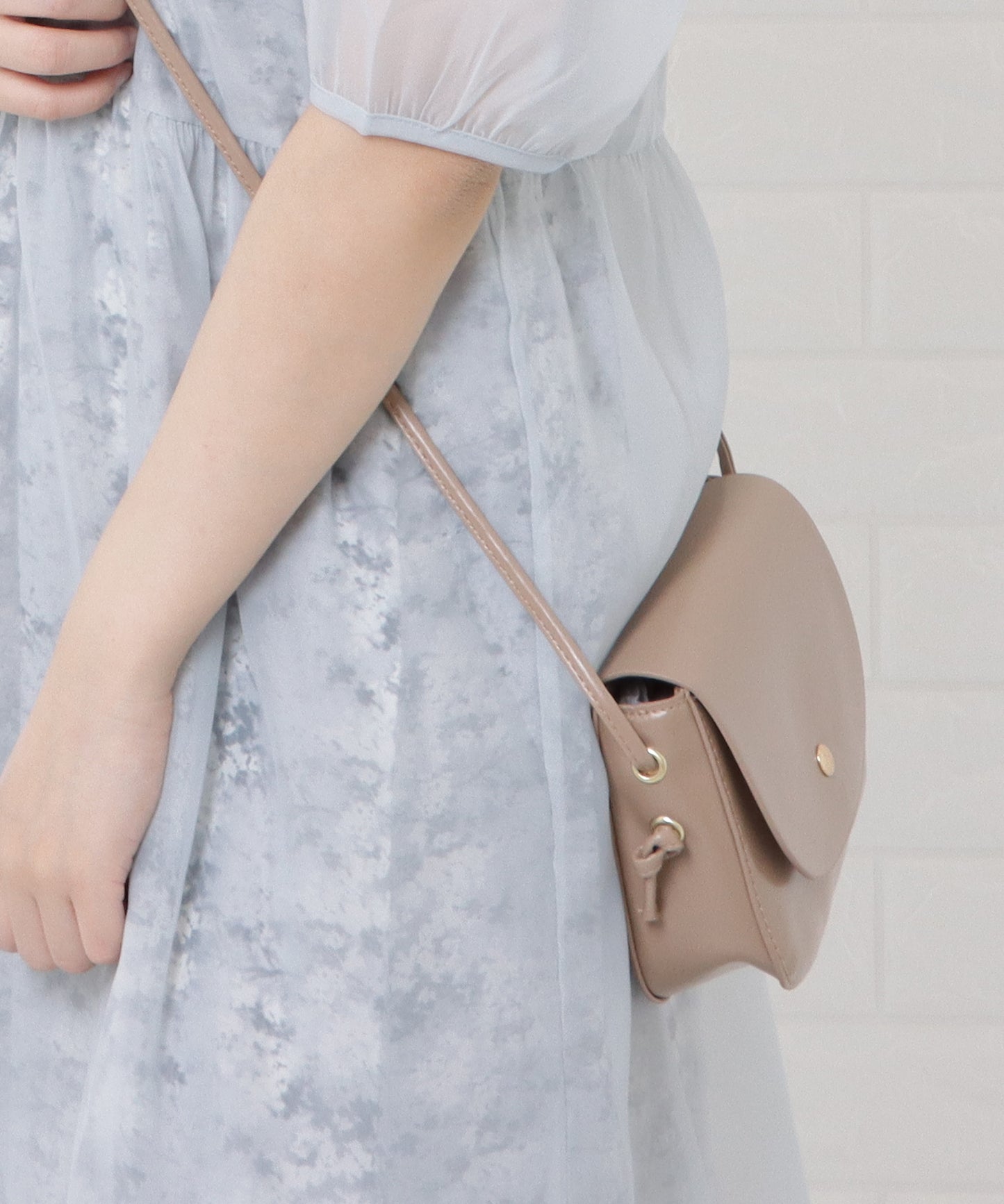 コンパクトミニショルダーバッグ