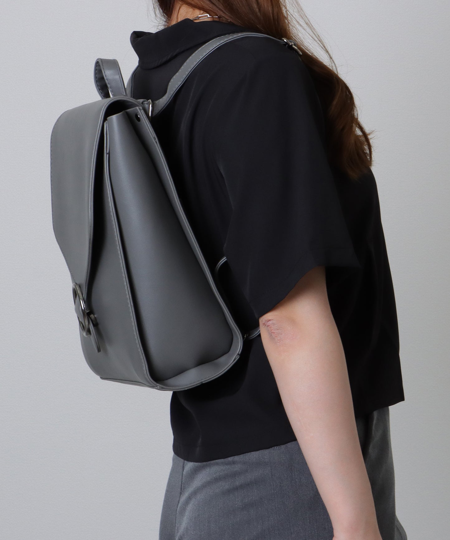 2WAY レザー調 スクエア フラップ バック