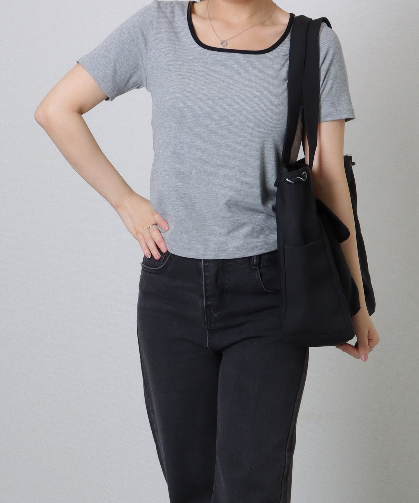 カラフル ドローコード付き 多ポケット ソフト トートバッグ