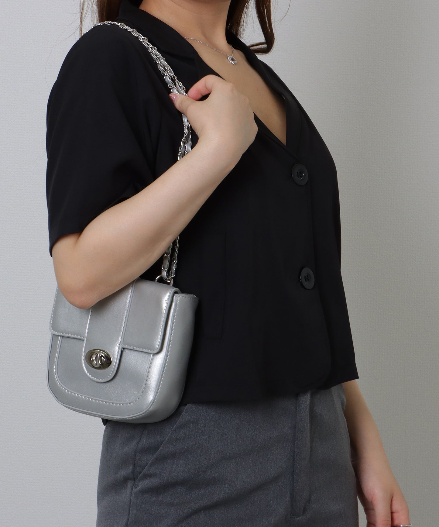 コンパクト ラウンド 2WAY チェーン ショルダーバッグ