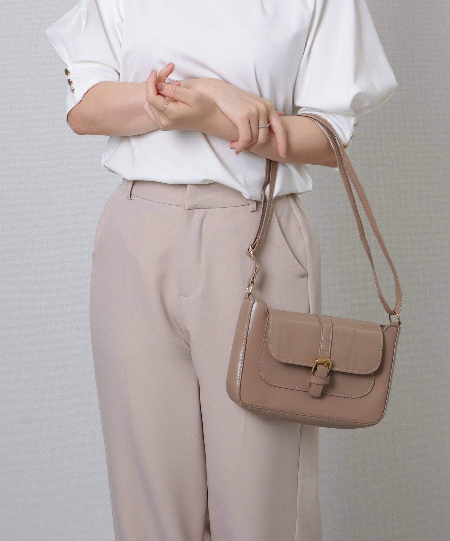 スクール風 スクエア ベルト ショルダーバッグ