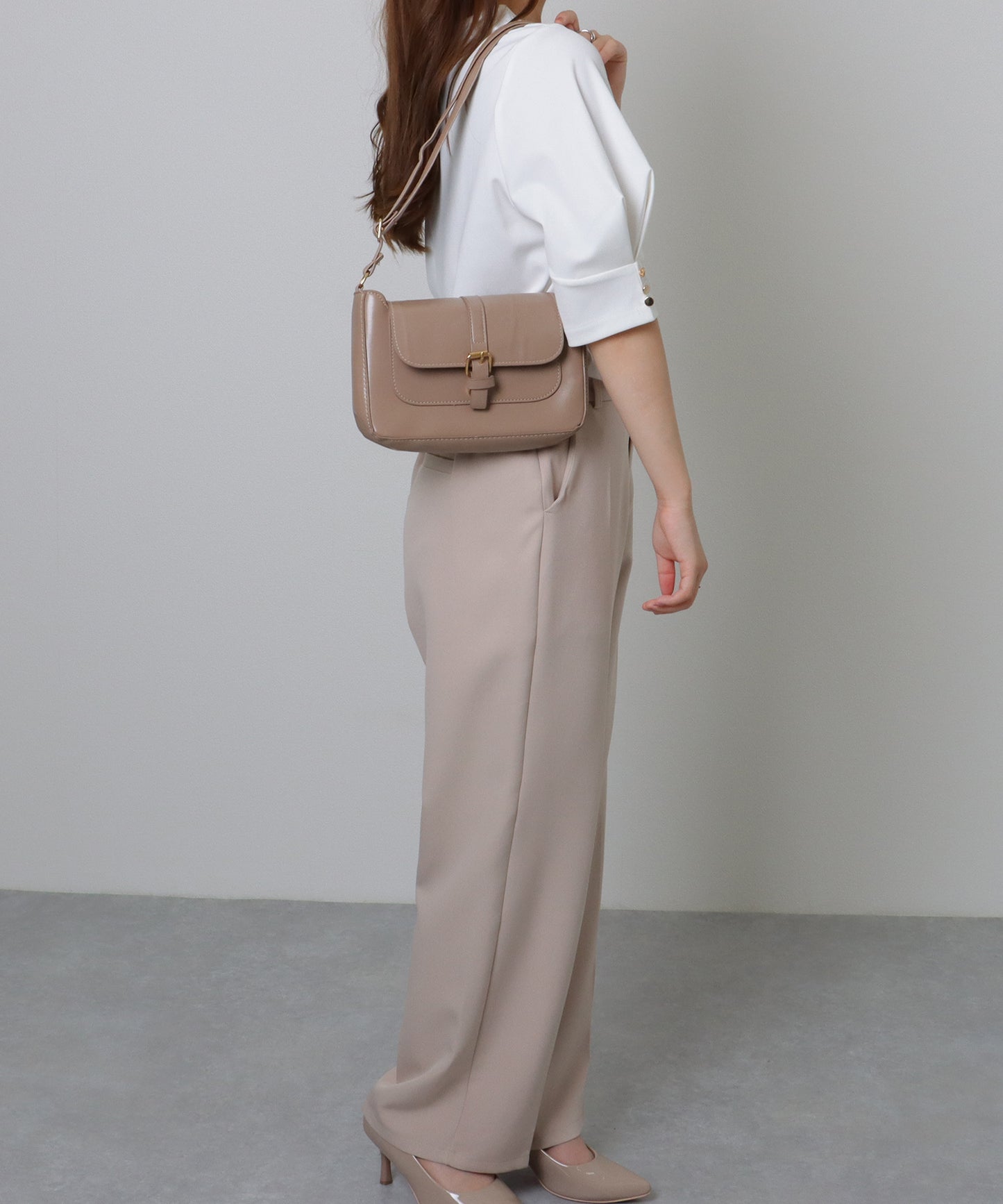 スクール風 スクエア ベルト ショルダーバッグ