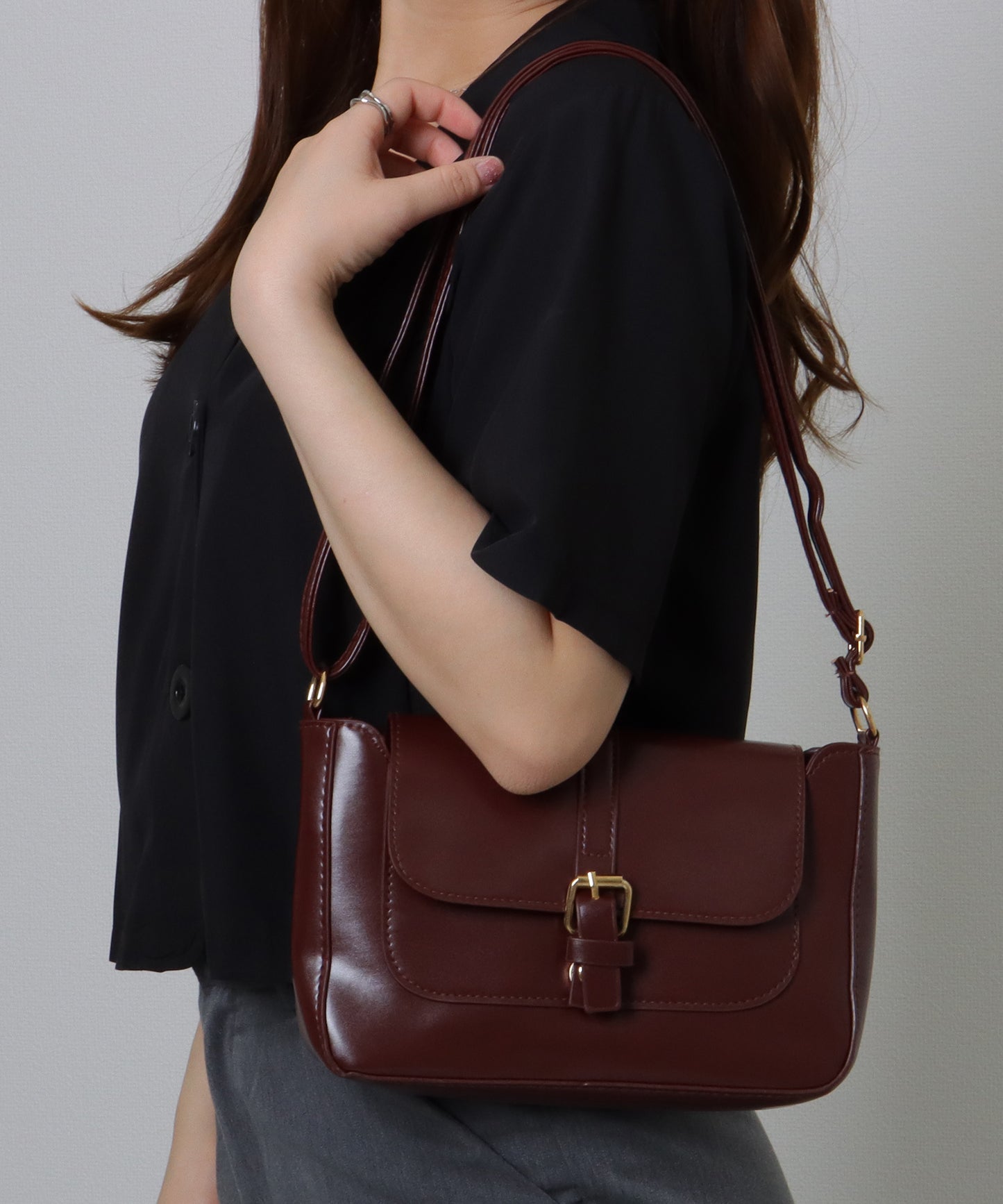 スクール風 スクエア ベルト ショルダーバッグ