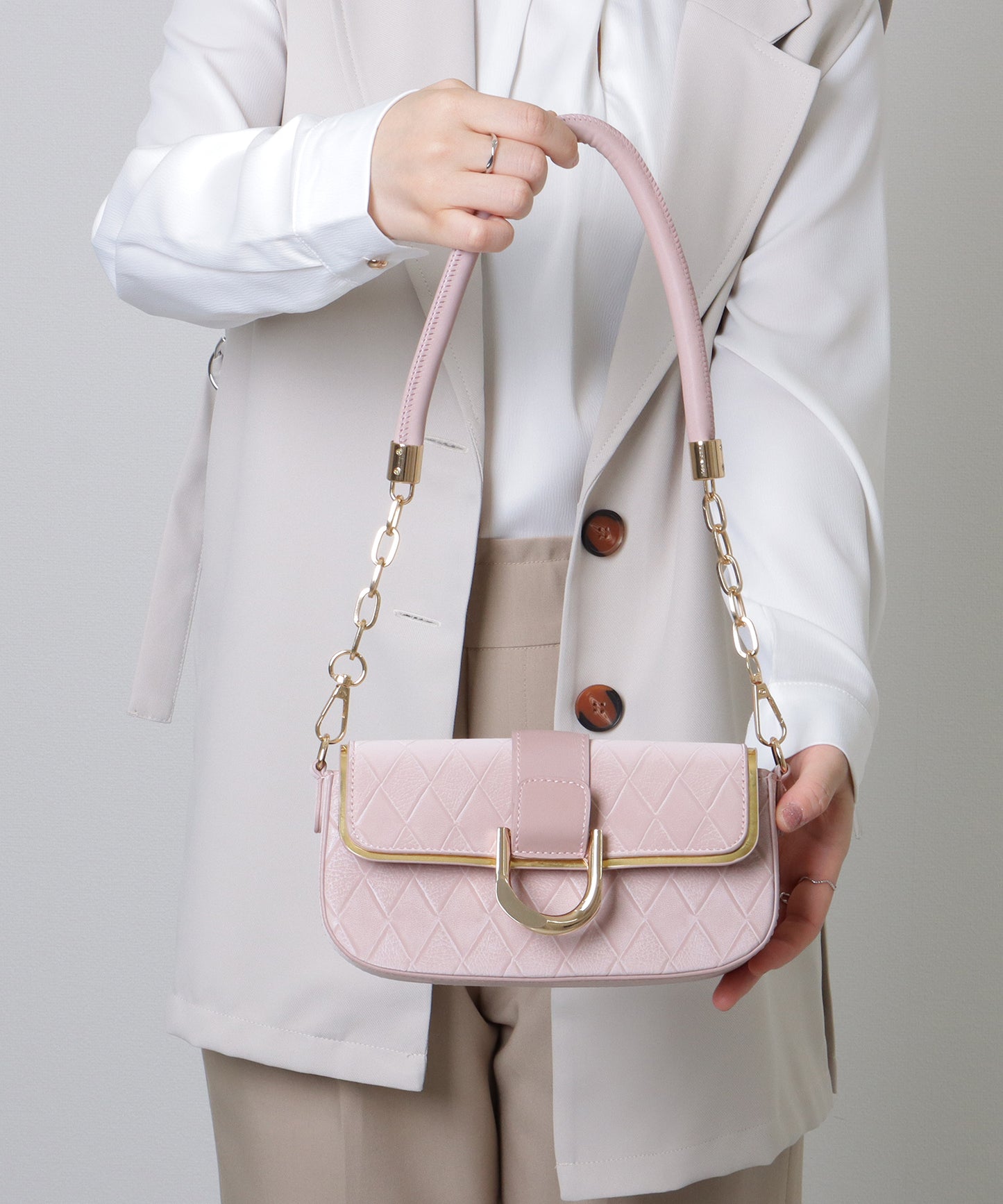 ダイヤ柄 メタリック ラウンド チェーン バッグ