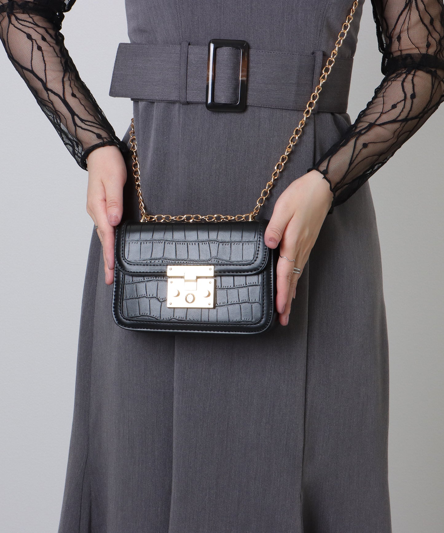 クロコ風 型押し スクエア ショルダーバッグ