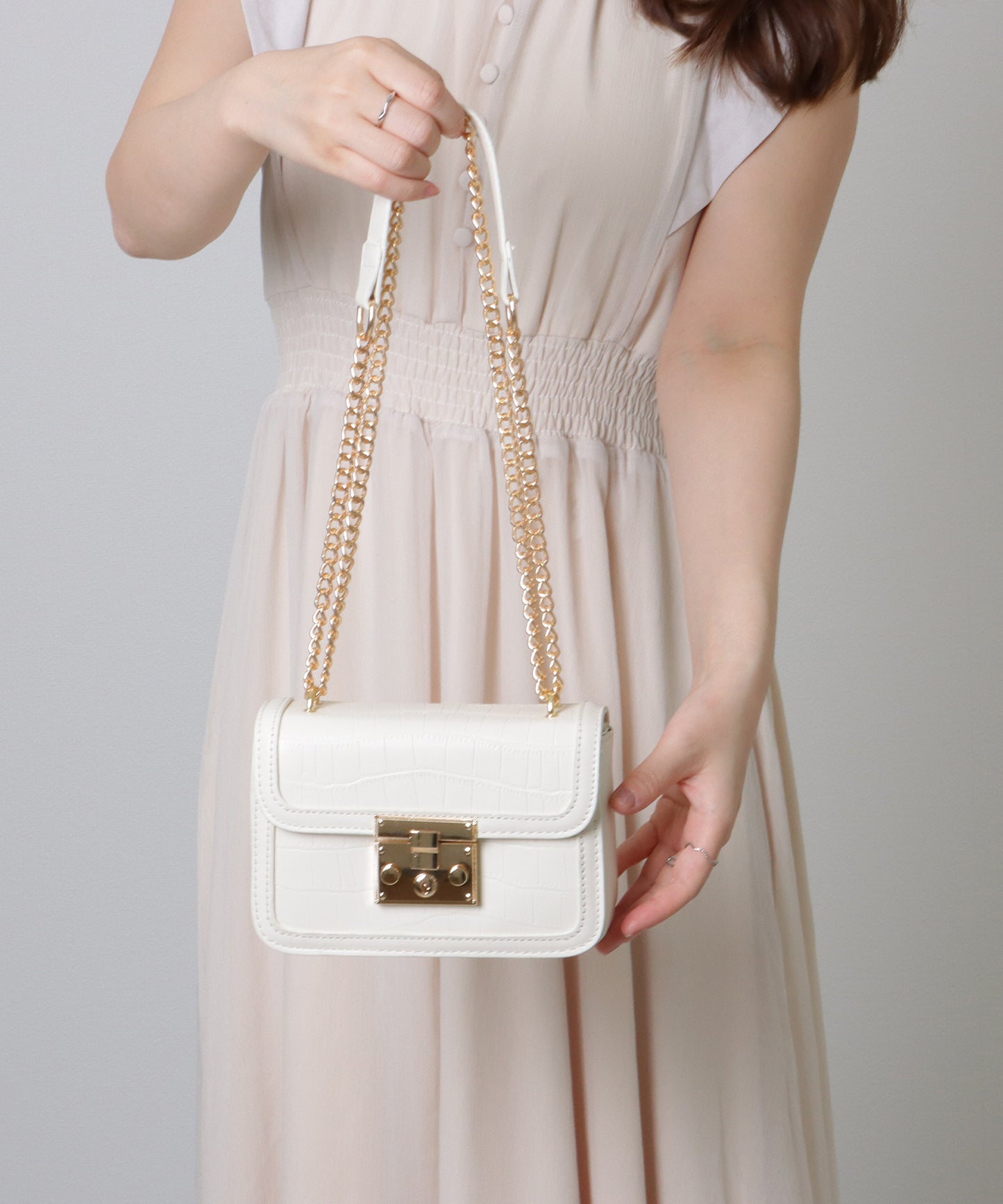 クロコ風 型押し スクエア ショルダーバッグ