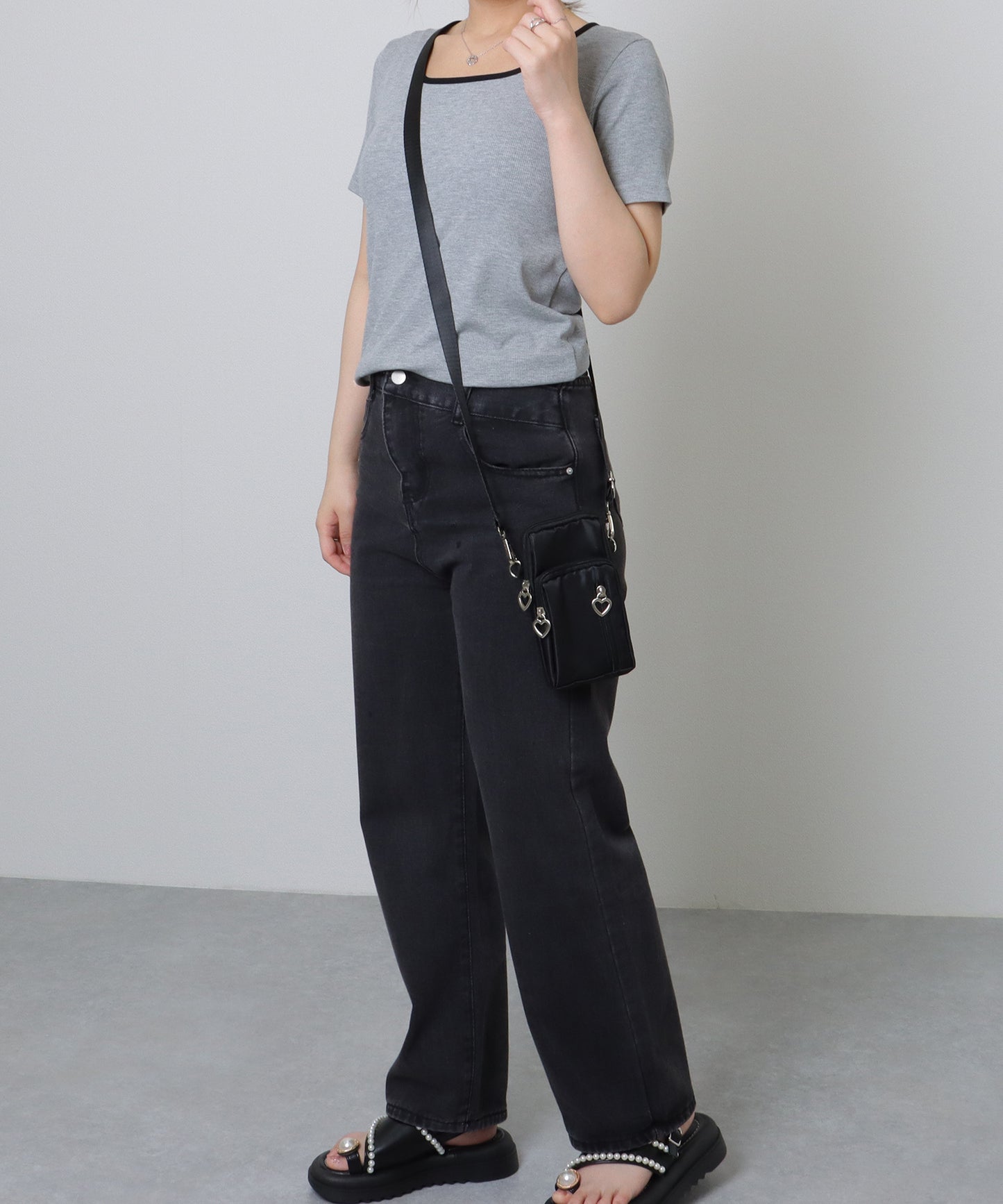 ハートチャーム付き 3WAY コンパクト スクエア ショルダー スマホ バッグ