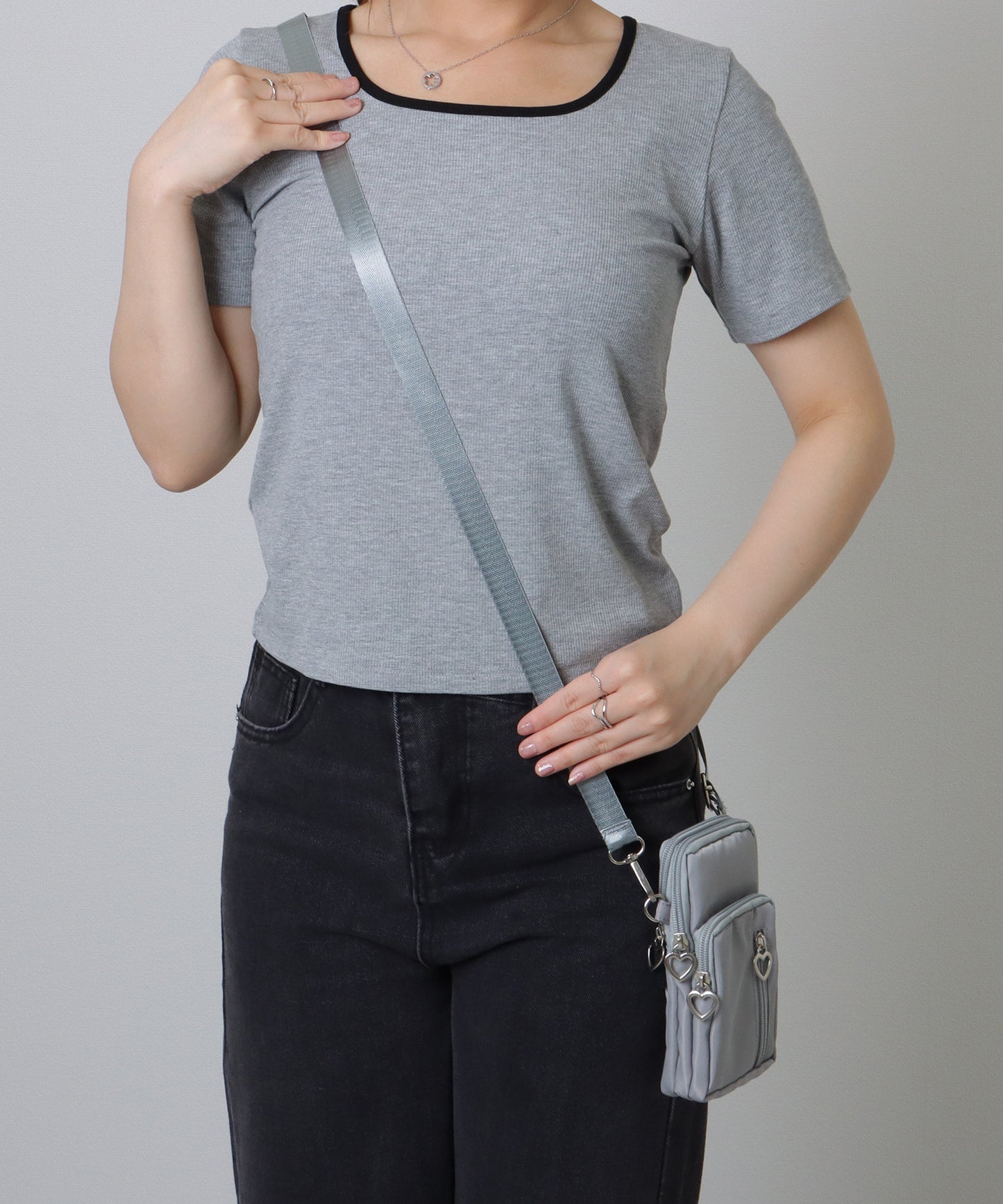 ハートチャーム付き 3WAY コンパクト スクエア ショルダー スマホ バッグ