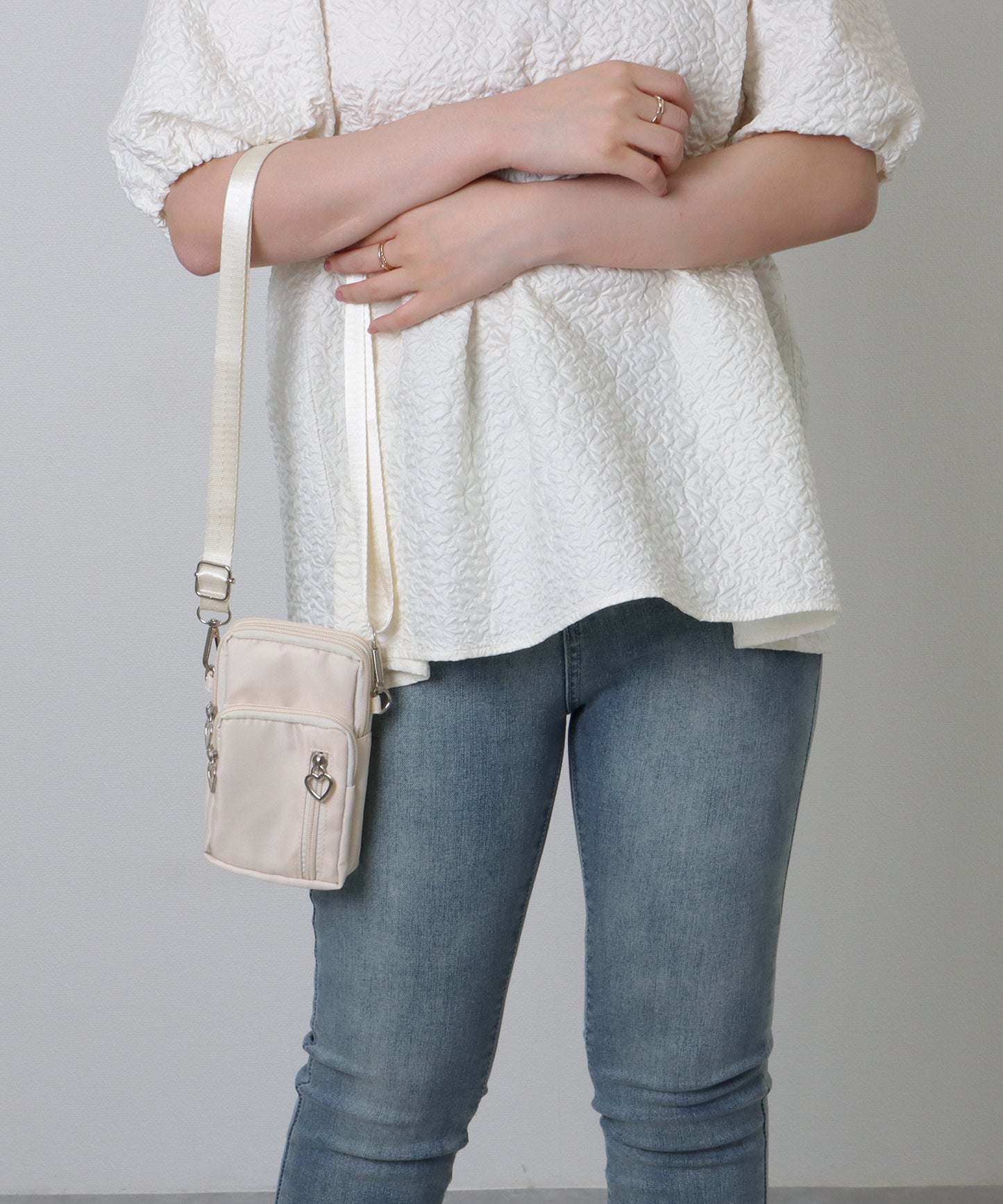 ハートチャーム付き 3WAY コンパクト スクエア ショルダー スマホ バッグ