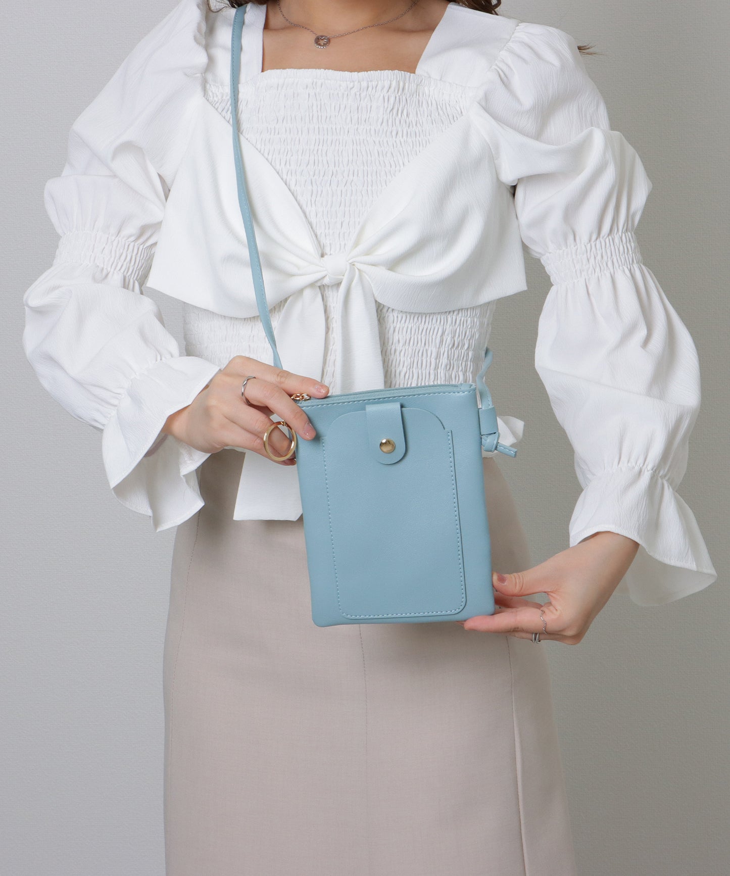 キーリング付き コンパクト サコッシュ バッグ