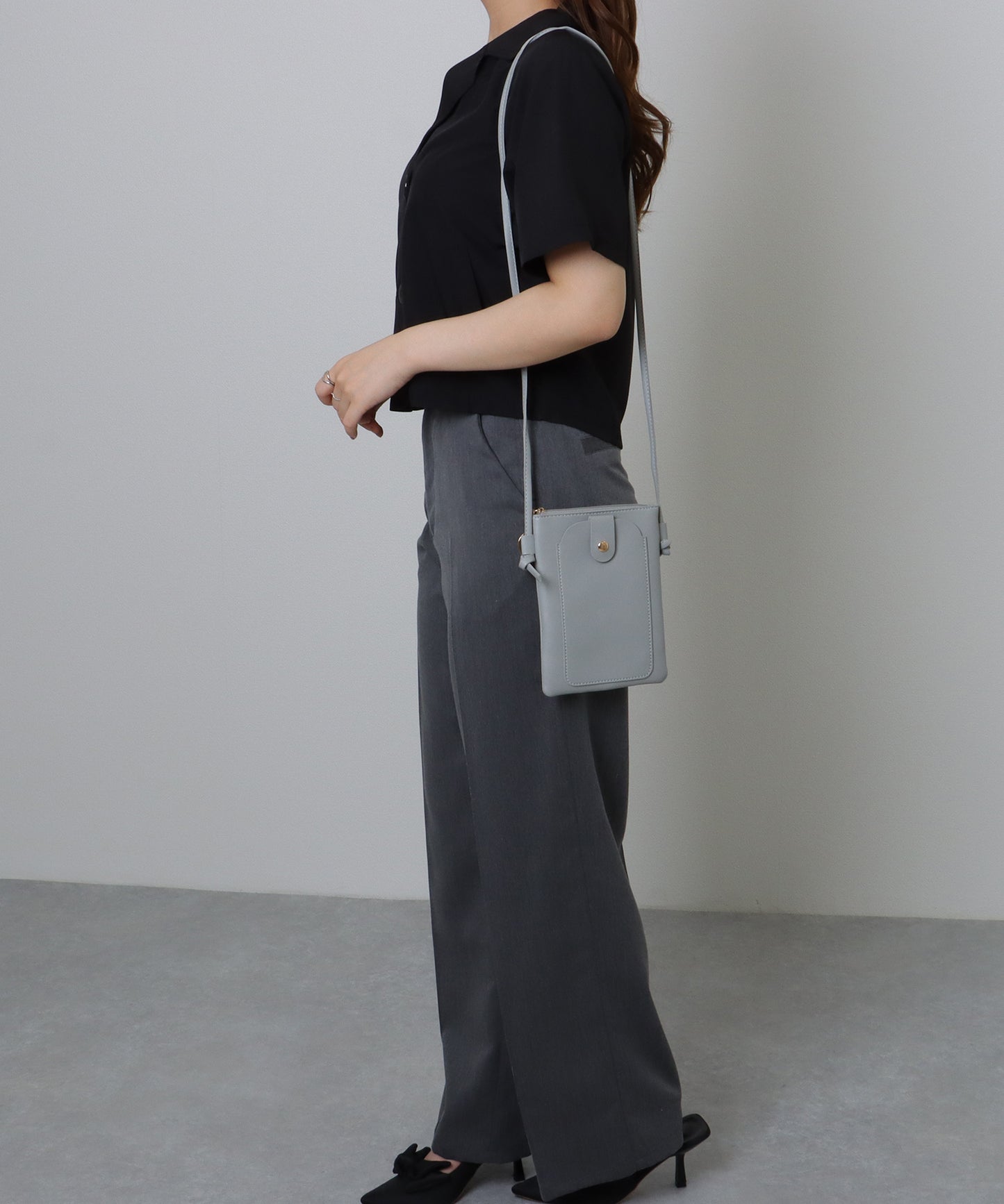 キーリング付き コンパクト サコッシュ バッグ