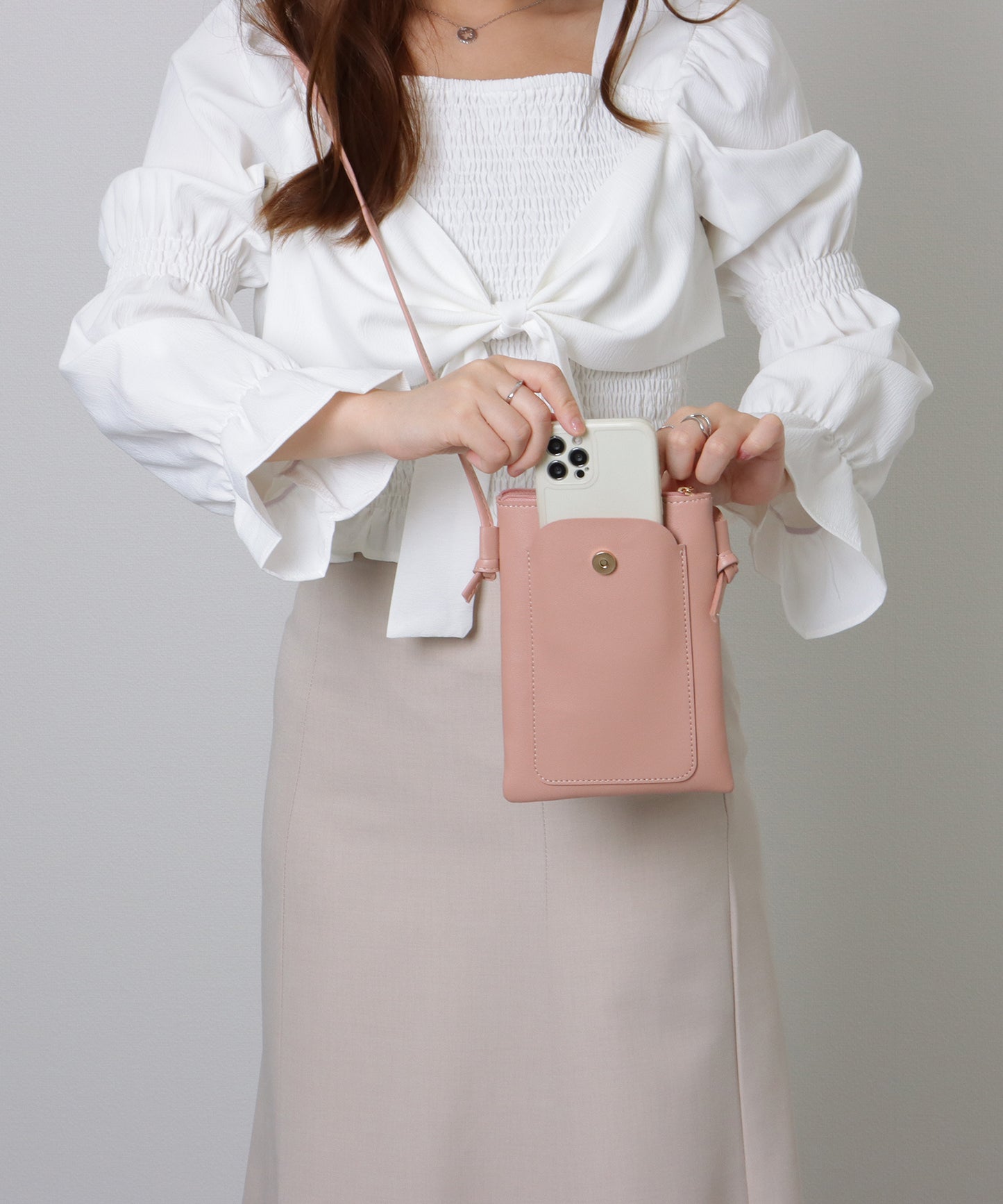 キーリング付き コンパクト サコッシュ バッグ