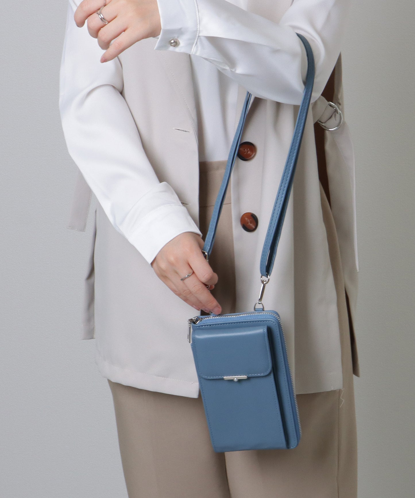 パールモチーフ付き スクエア ウォレット バッグ