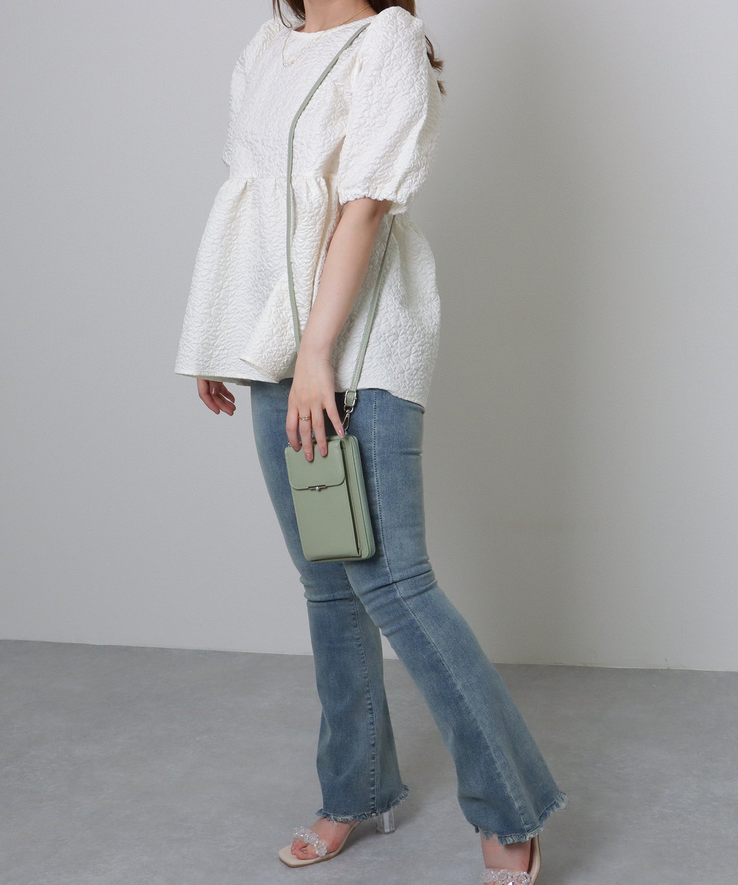 パールモチーフ付き スクエア ウォレット バッグ