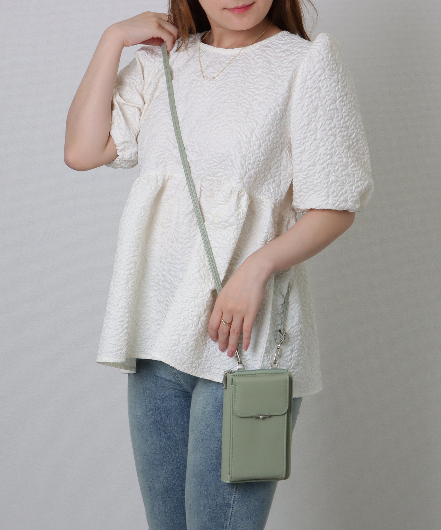 パールモチーフ付き スクエア ウォレット バッグ