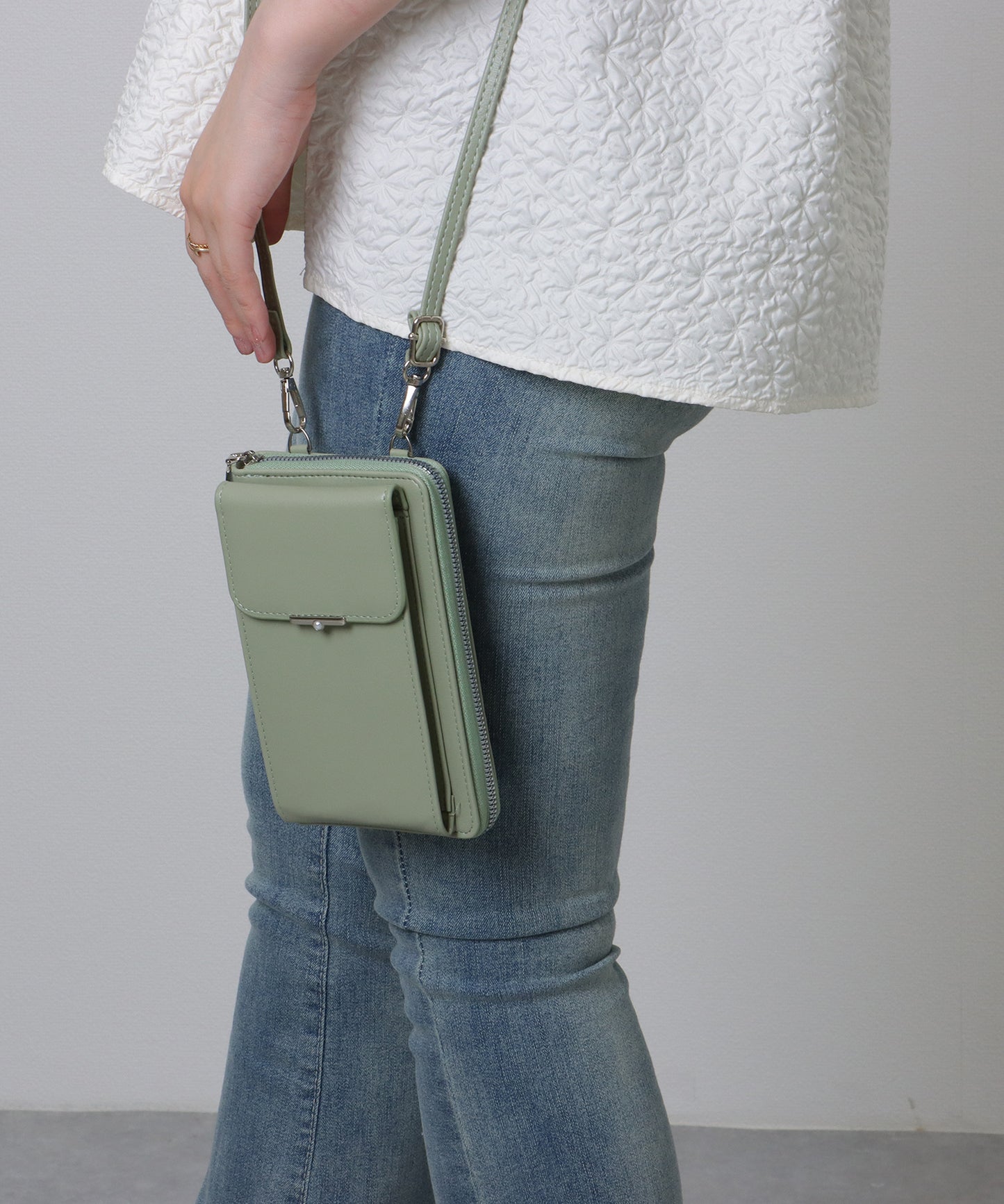 パールモチーフ付き スクエア ウォレット バッグ