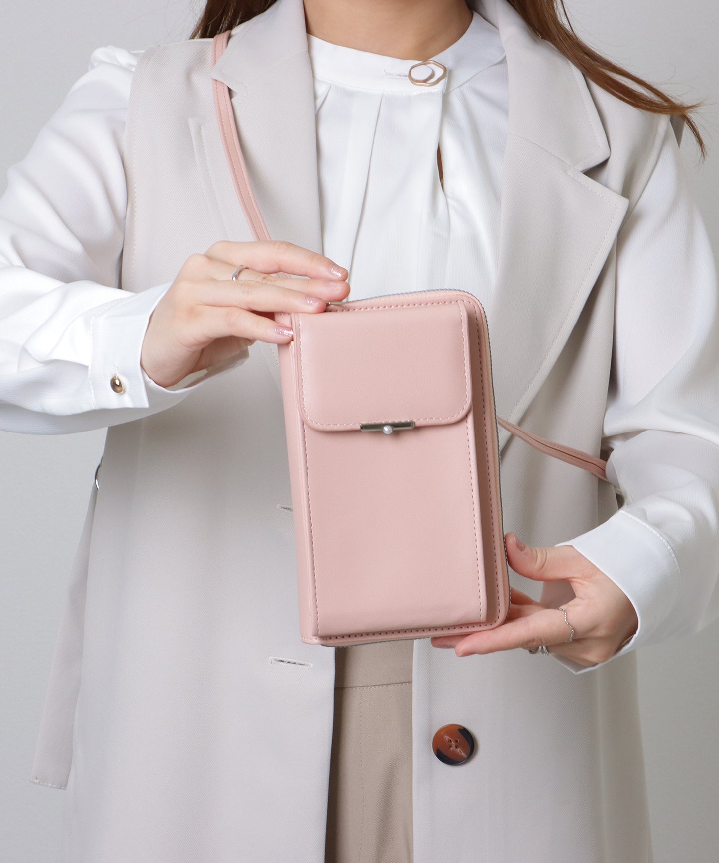 パールモチーフ付き スクエア ウォレット バッグ