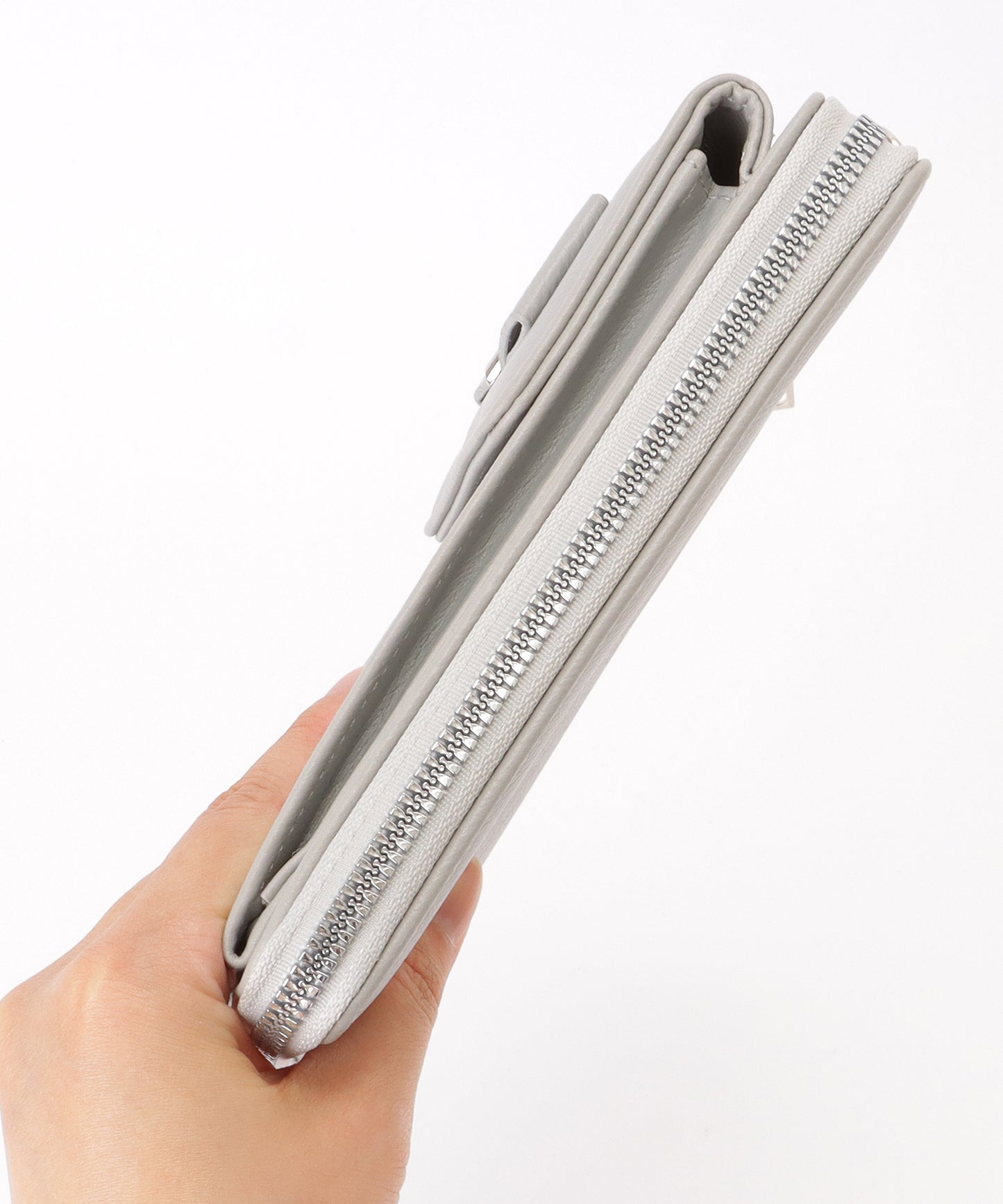 メタリック ウエーブモチーフ付き スクエア ウォレット バッグ