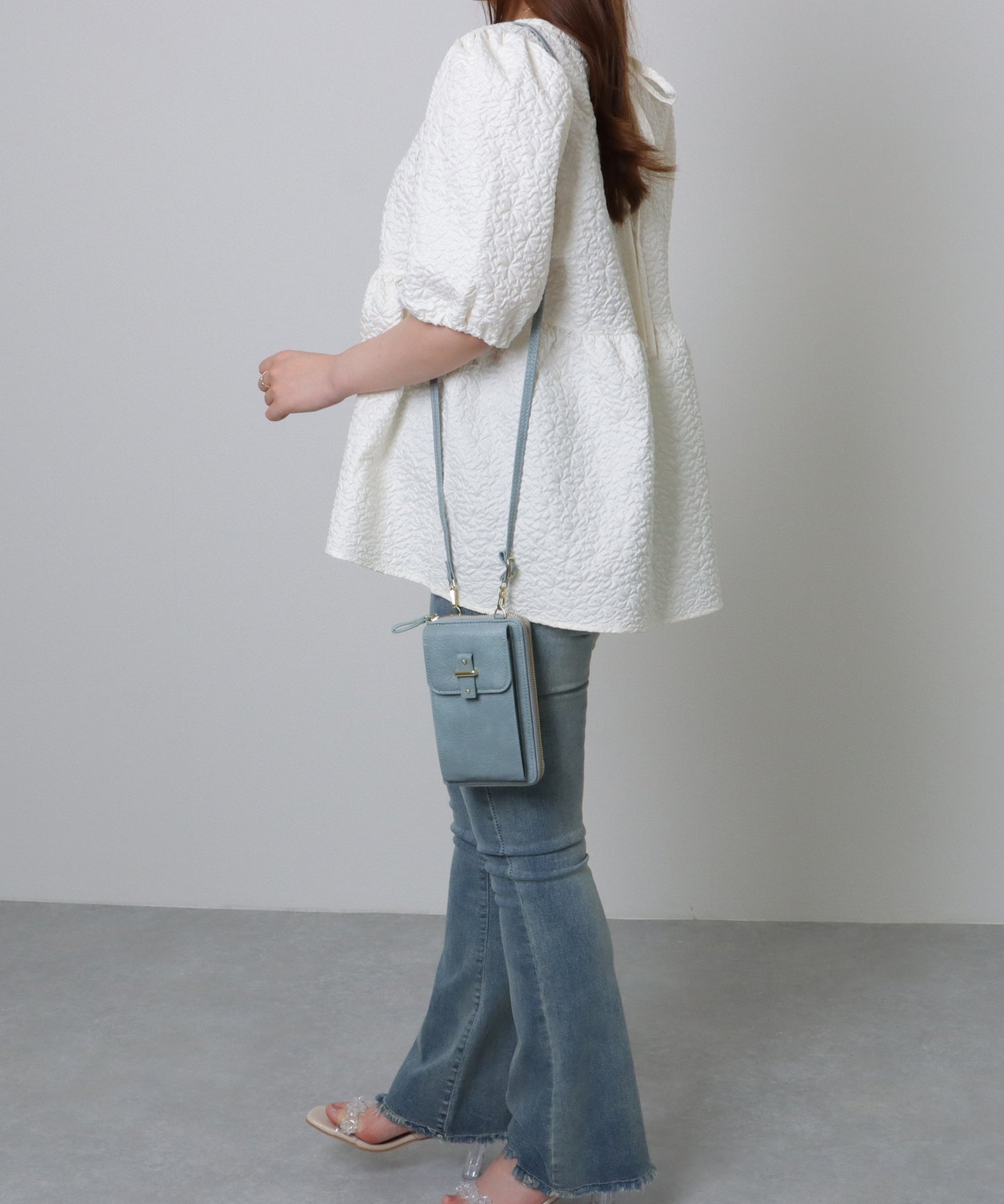 ベルト付き スクエア ウォレット バッグ