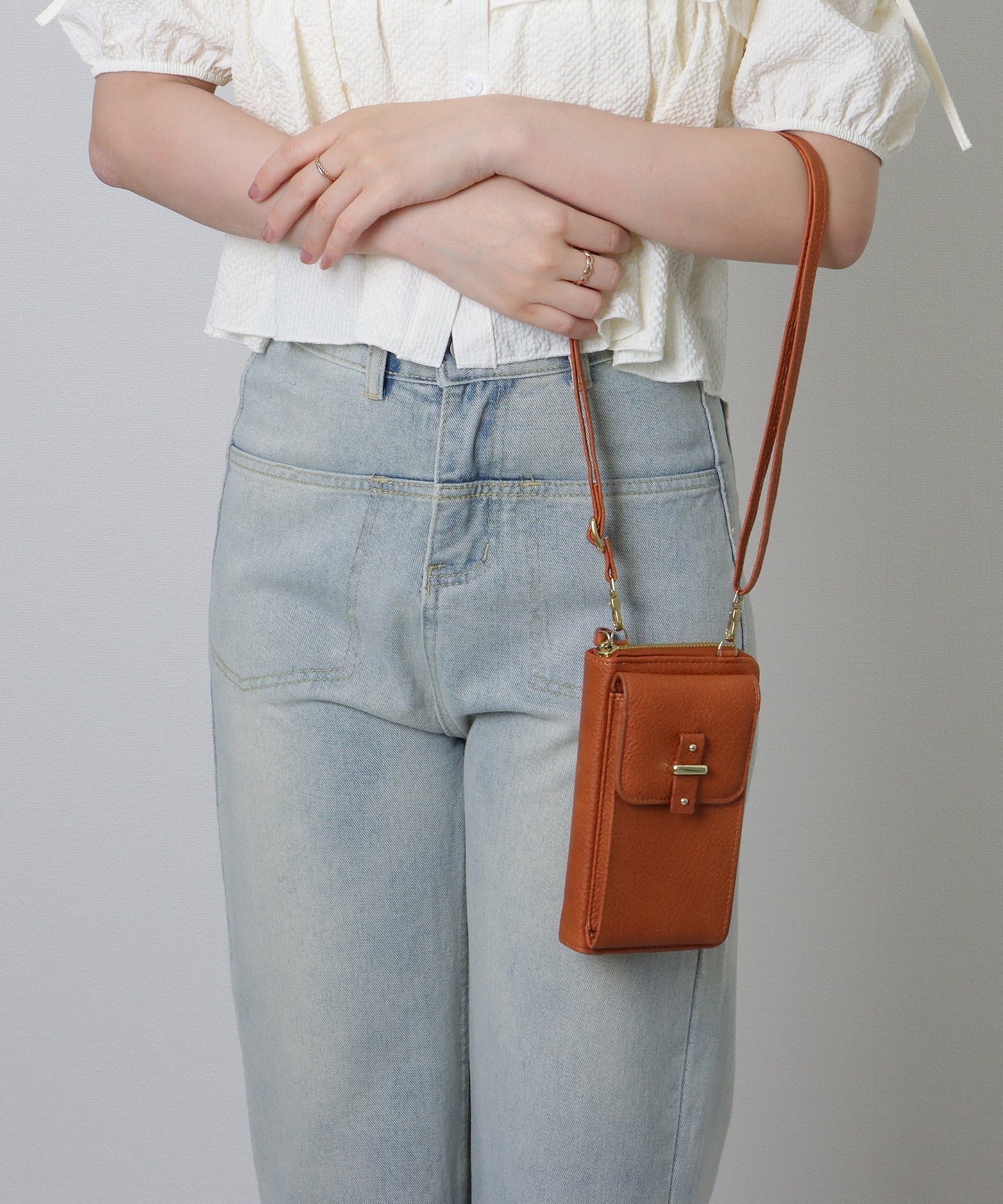 ベルト付き スクエア ウォレット バッグ