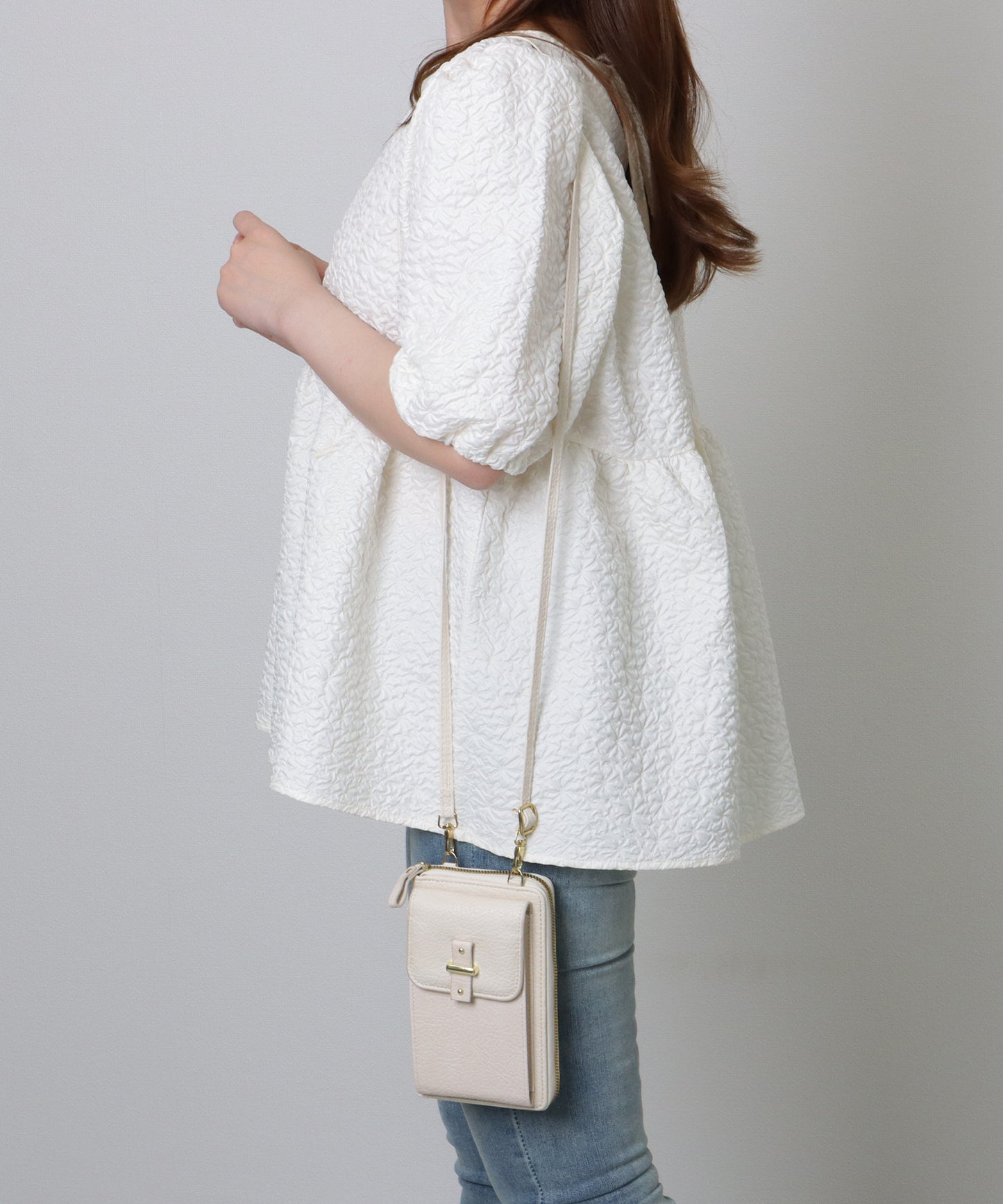 ベルト付き スクエア ウォレット バッグ