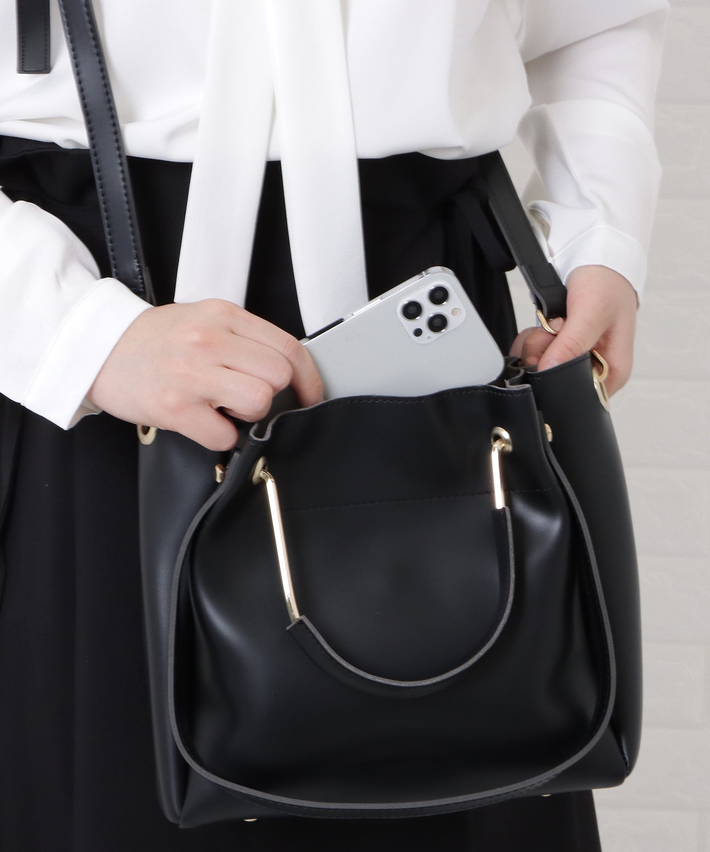 3wayメタルハンドルバッグ