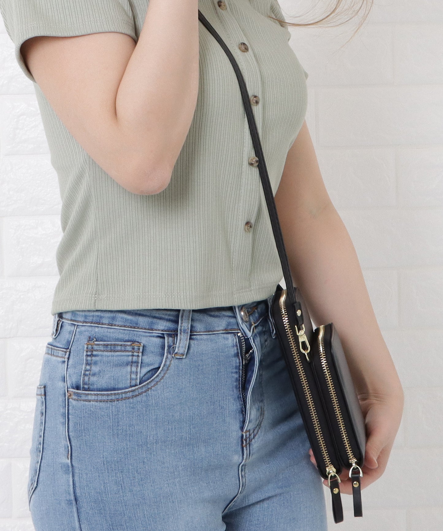 多機能マルチウォレットバッグ