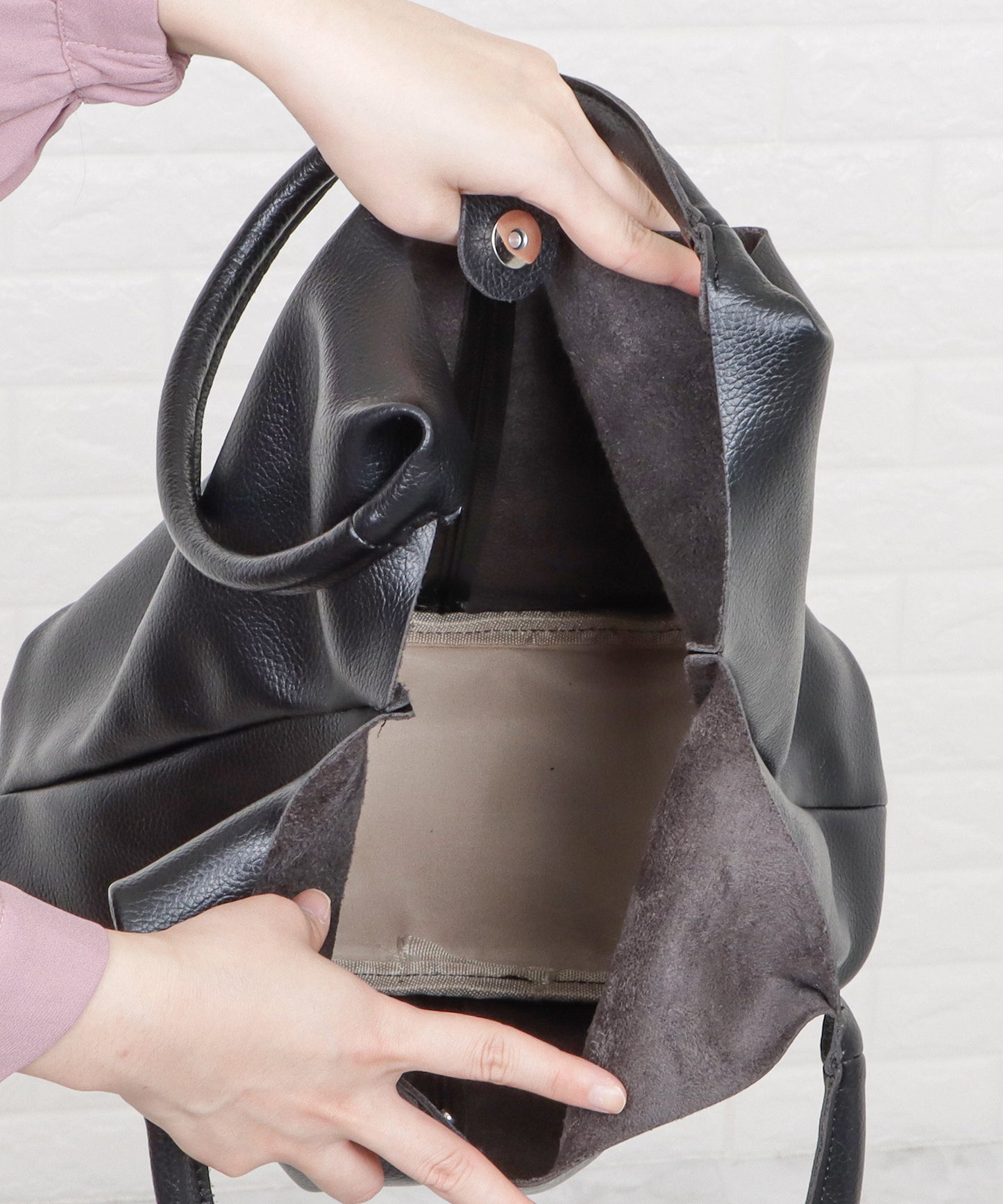 大容量 Vカットトートバッグ