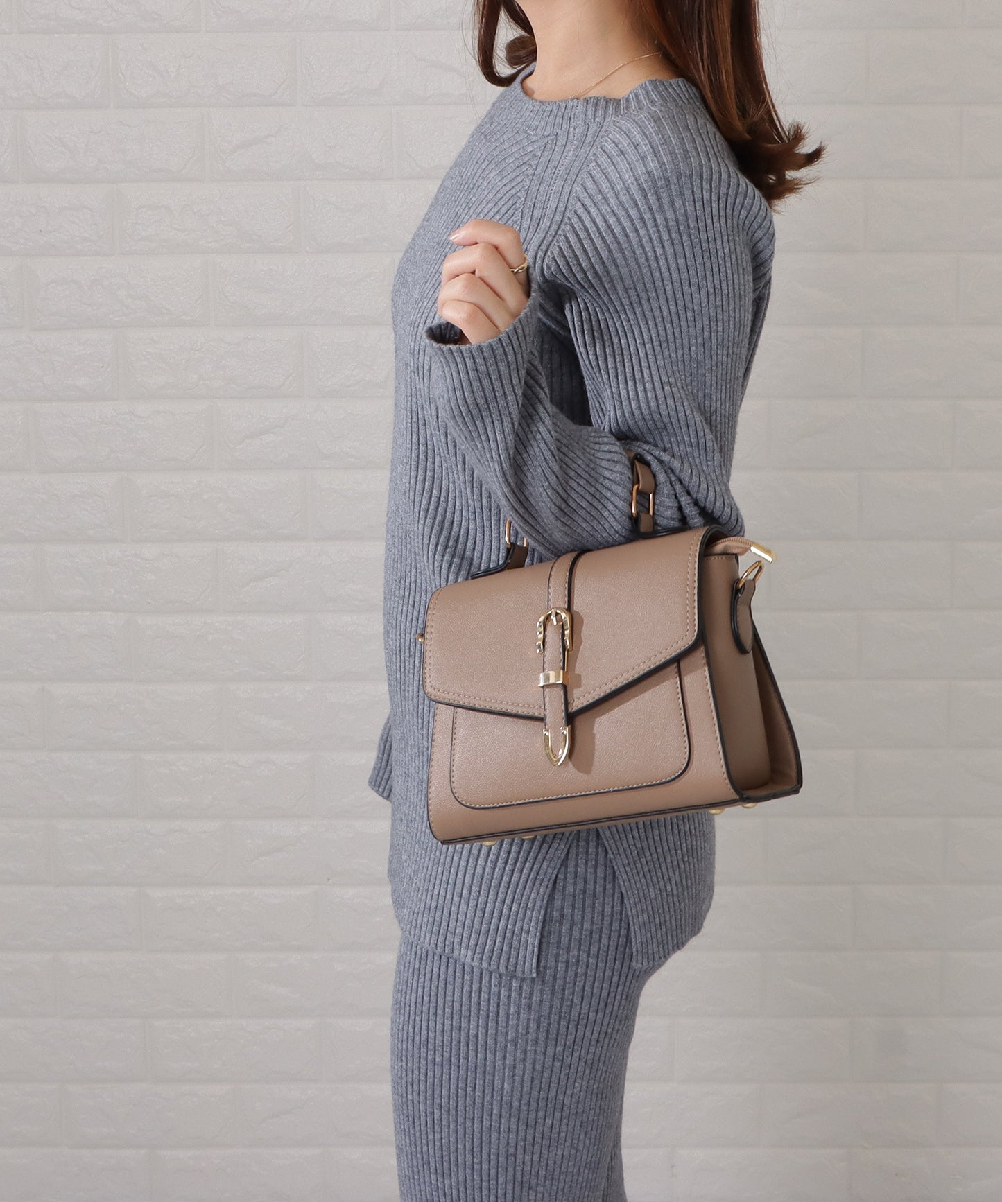 フラップハンドル2wayバッグ