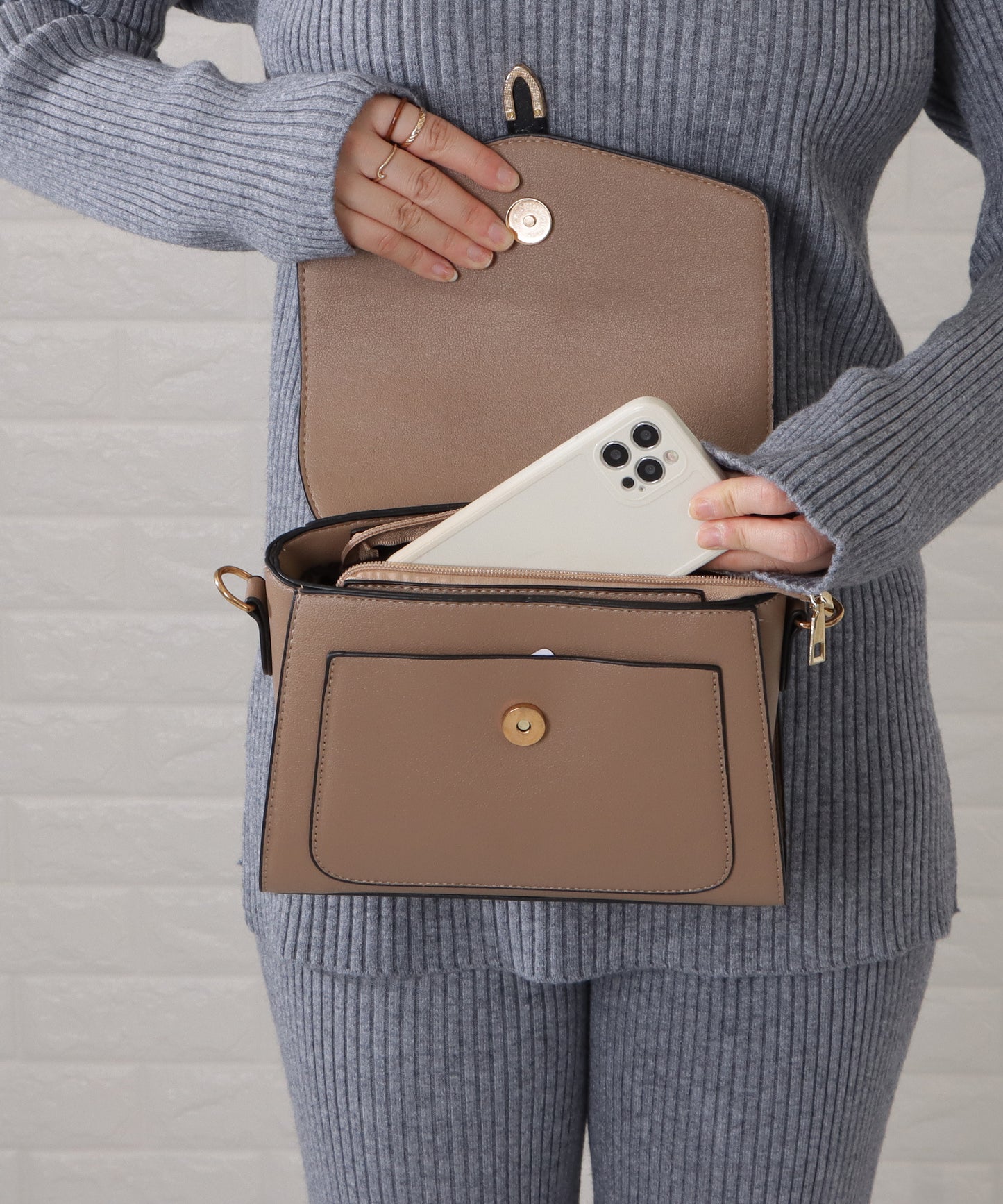 フラップハンドル2wayバッグ