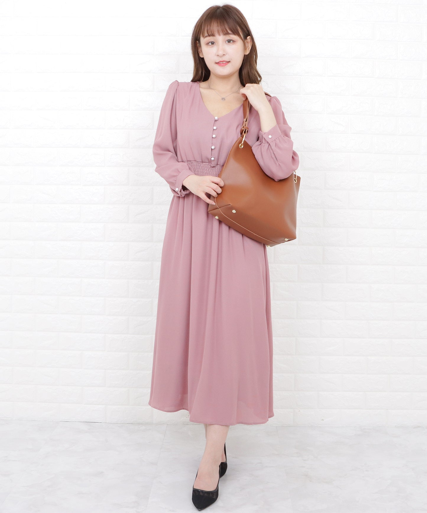 大容量 ポーチ付きショルダーバッグ