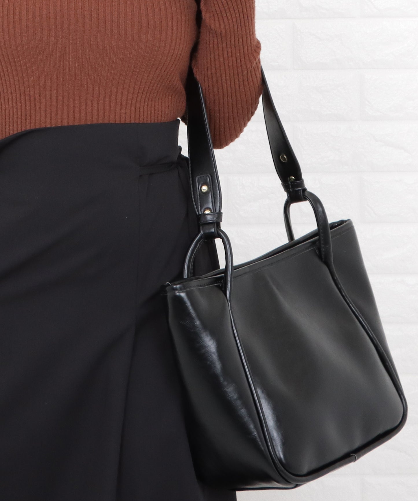 ワンハンドルショルダーバッグ