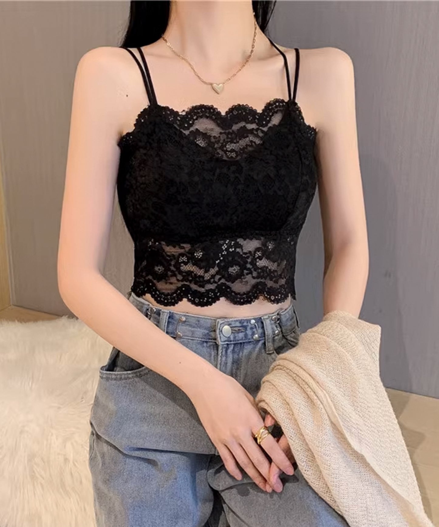 クロス ストラップ スカラップ レース ノンワイヤー ブラ