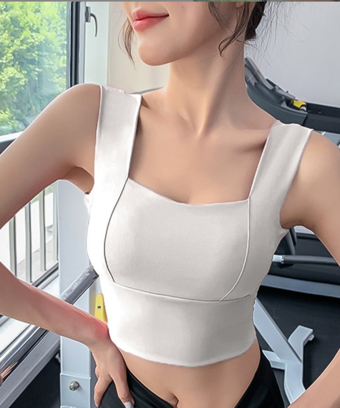 ベーシック カラー スポーツ ハーフトップ ブラ