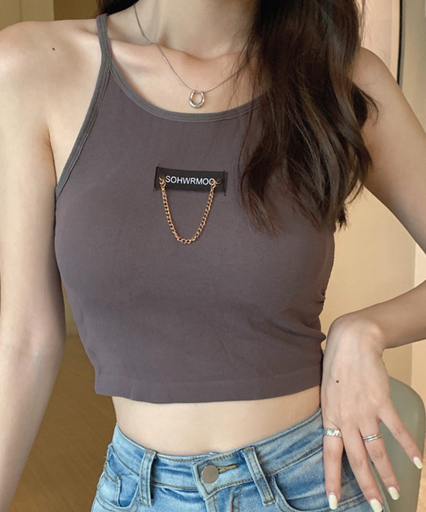 チェーン タグ カップ付き クロップド タンクトップ
