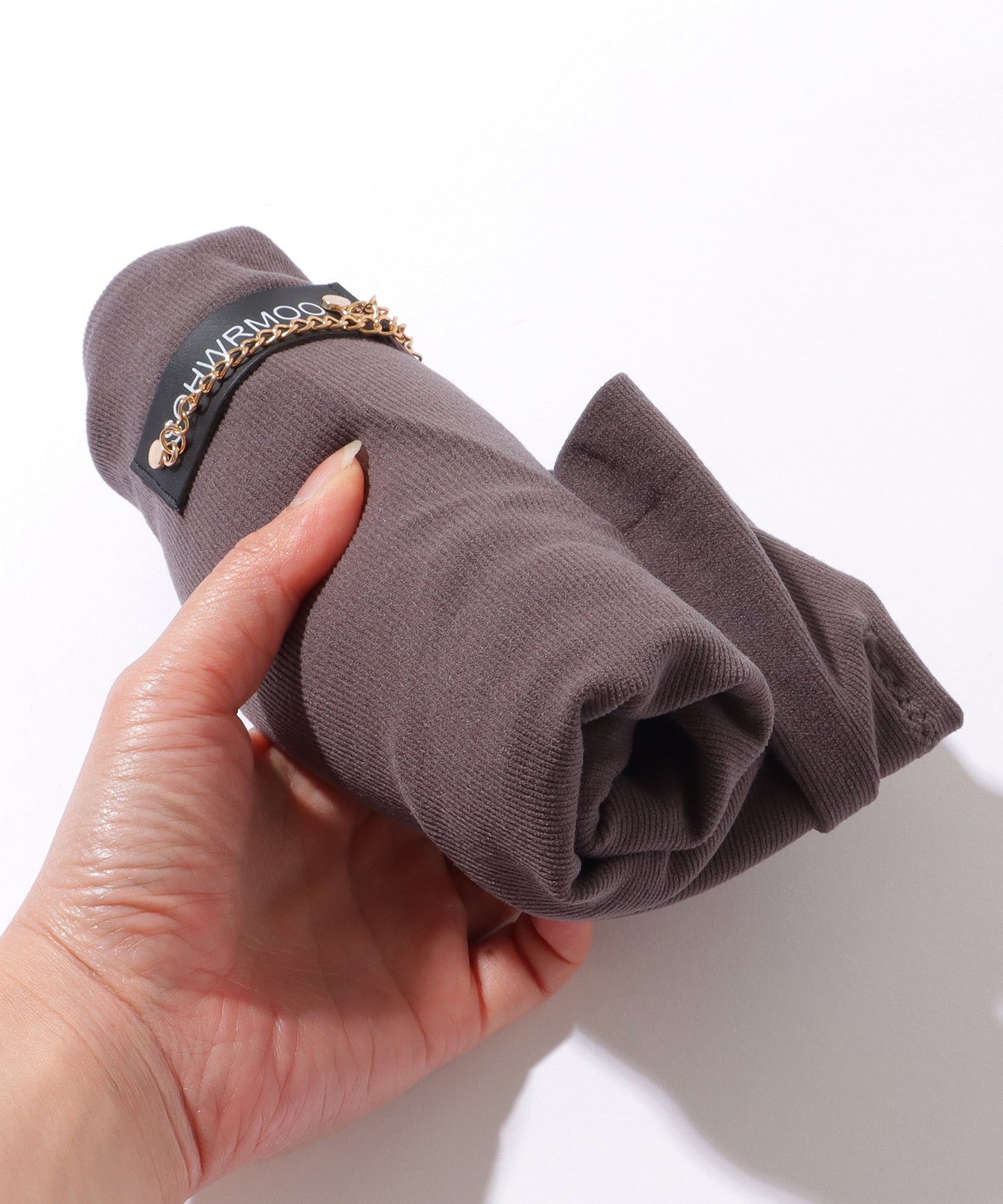 チェーン タグ カップ付き クロップド タンクトップ