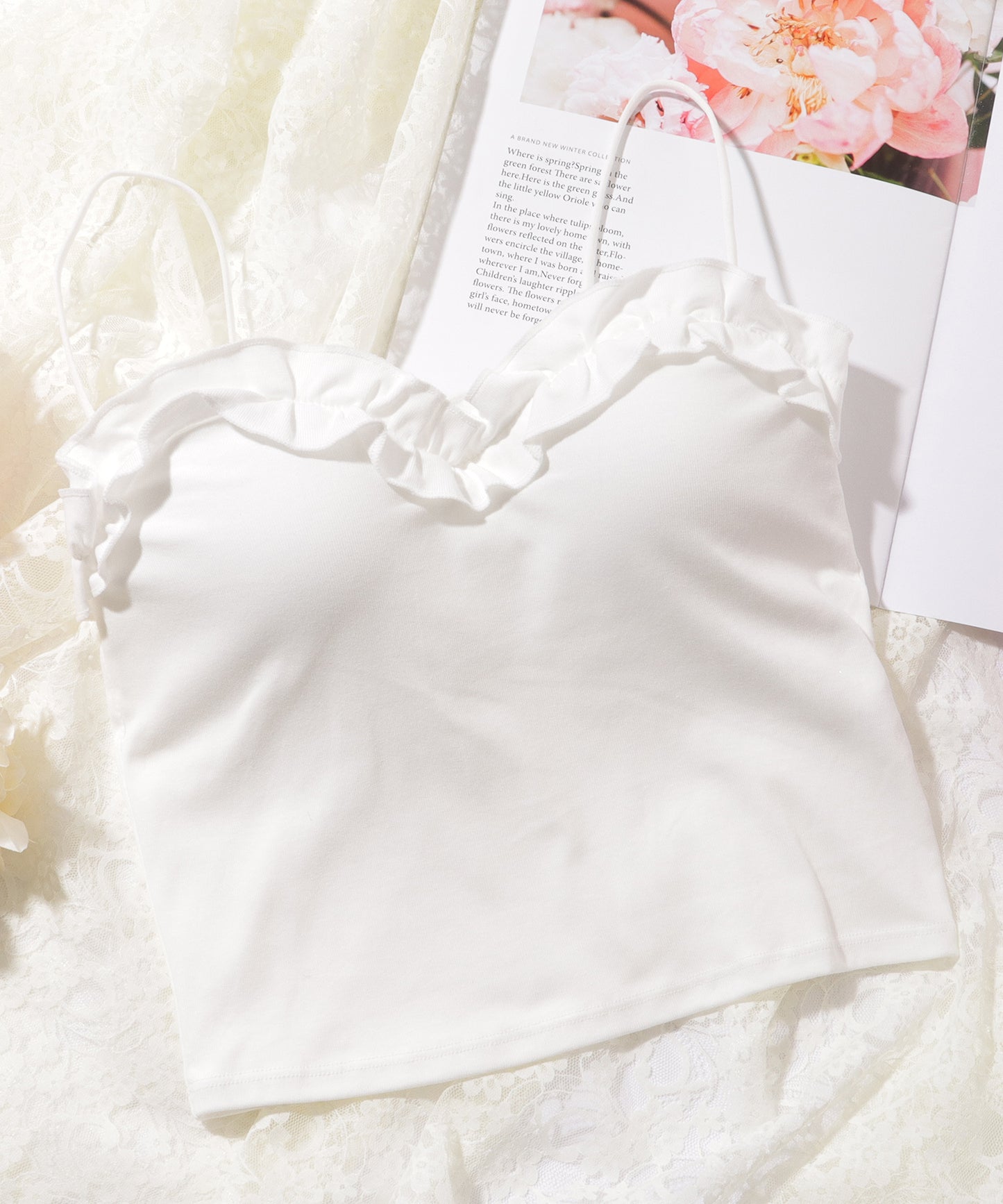 ソリッドカラー フロントフリル クロップド丈 カップ付き キャミソール