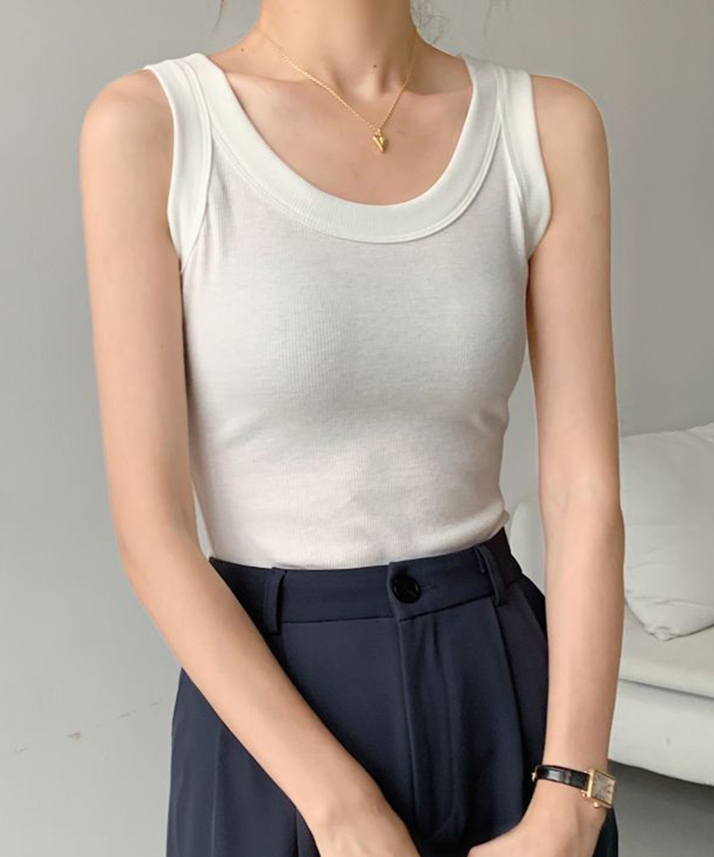 ソリッドカラー カップ付き リブ ベーシック タンクトップ