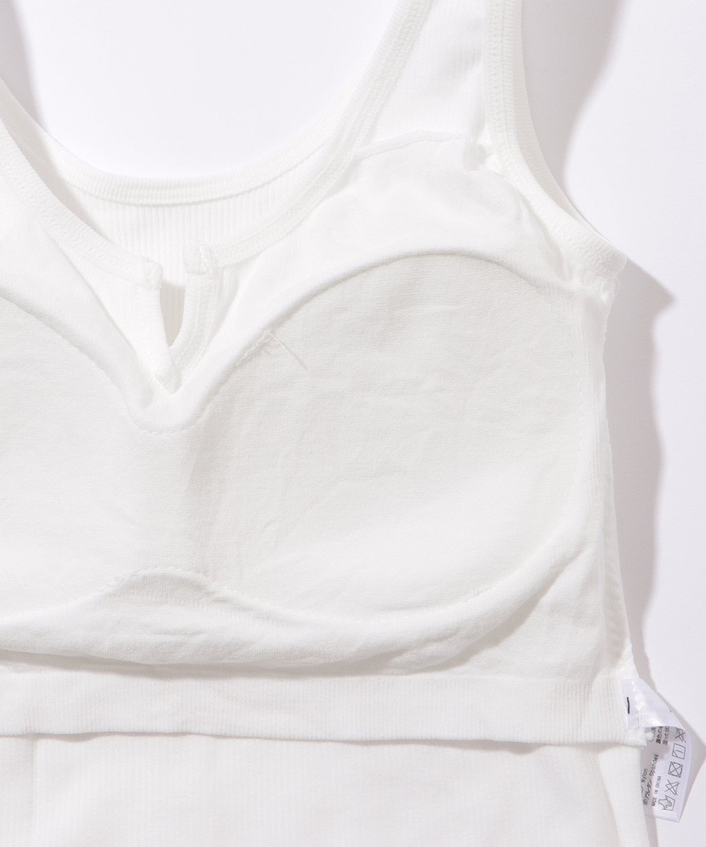 キーネック クロップド リブ カップ付き タンクトップ