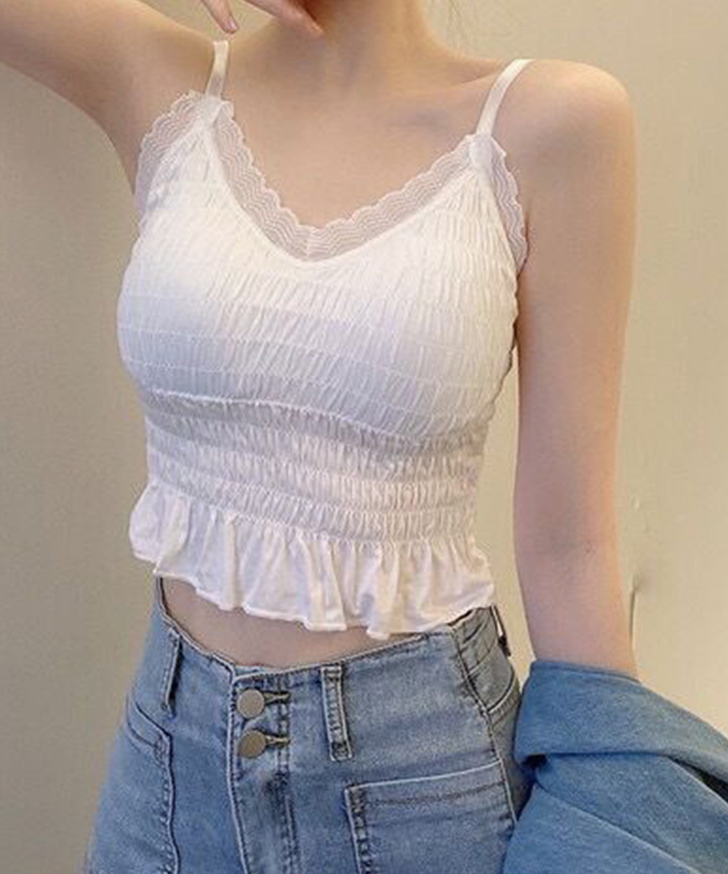 フリル シャーリング Vネック カップ付き キャミソール