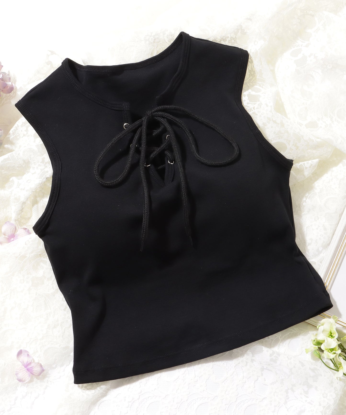 レースアップ クロップド ノースリーブ カップ付き タンクトップ