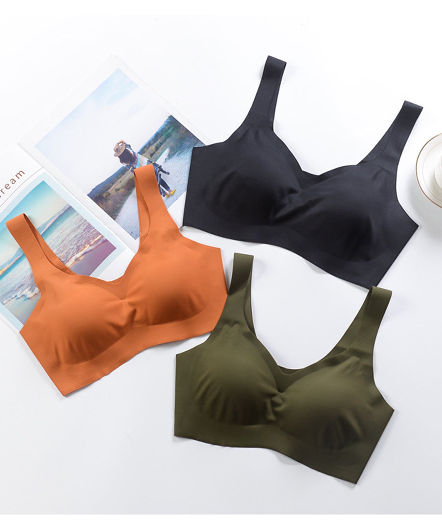 ストレスフリー バストアップ ノンワイヤーブラトップ