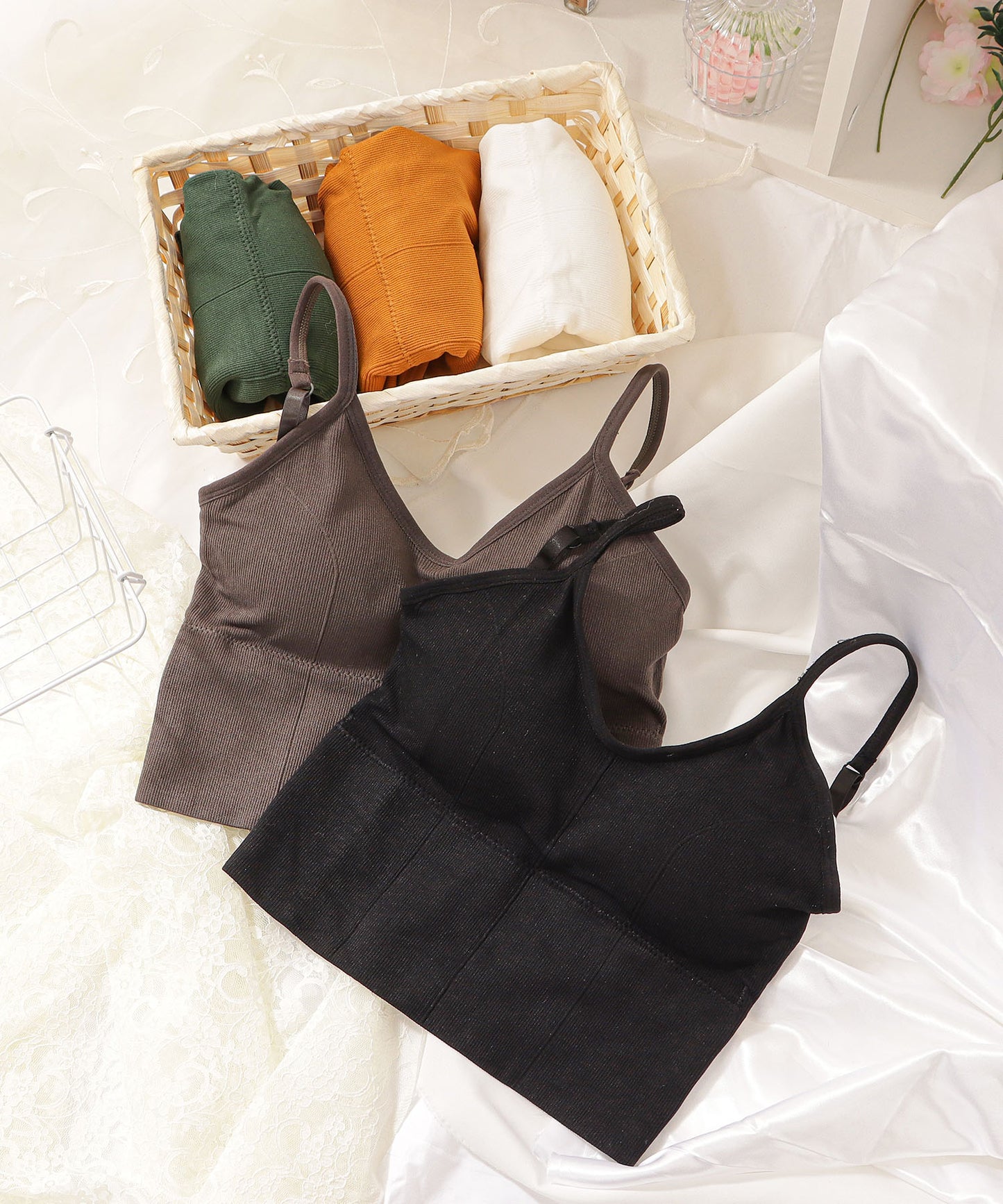 ノンワイヤーブラトップ