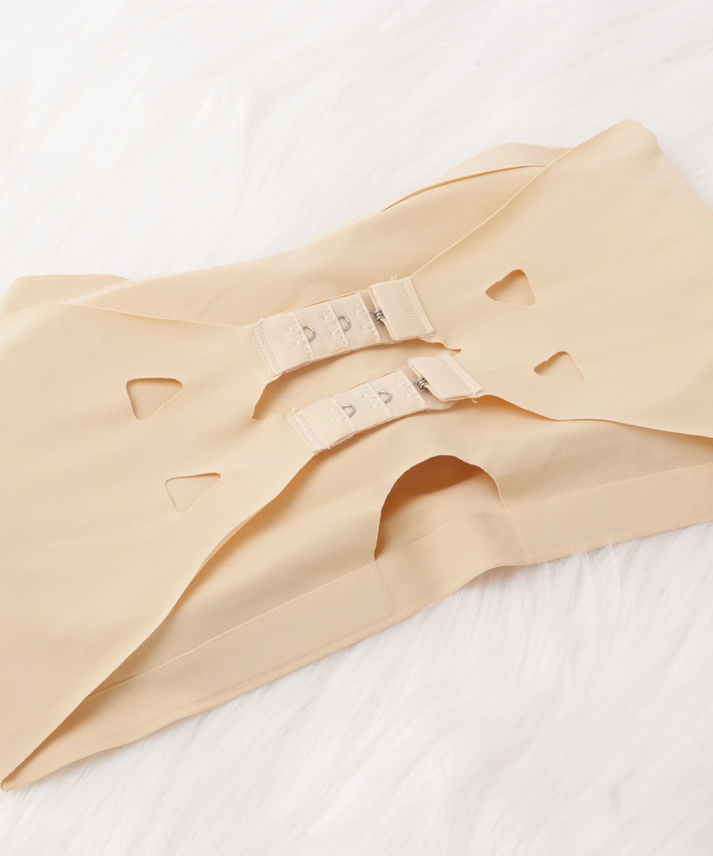 シームレスチューブトップブラ