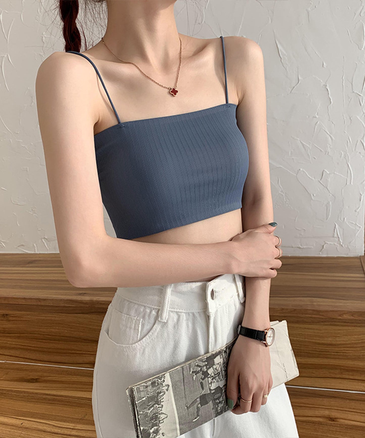 ミニマルチューブトップブラジャー