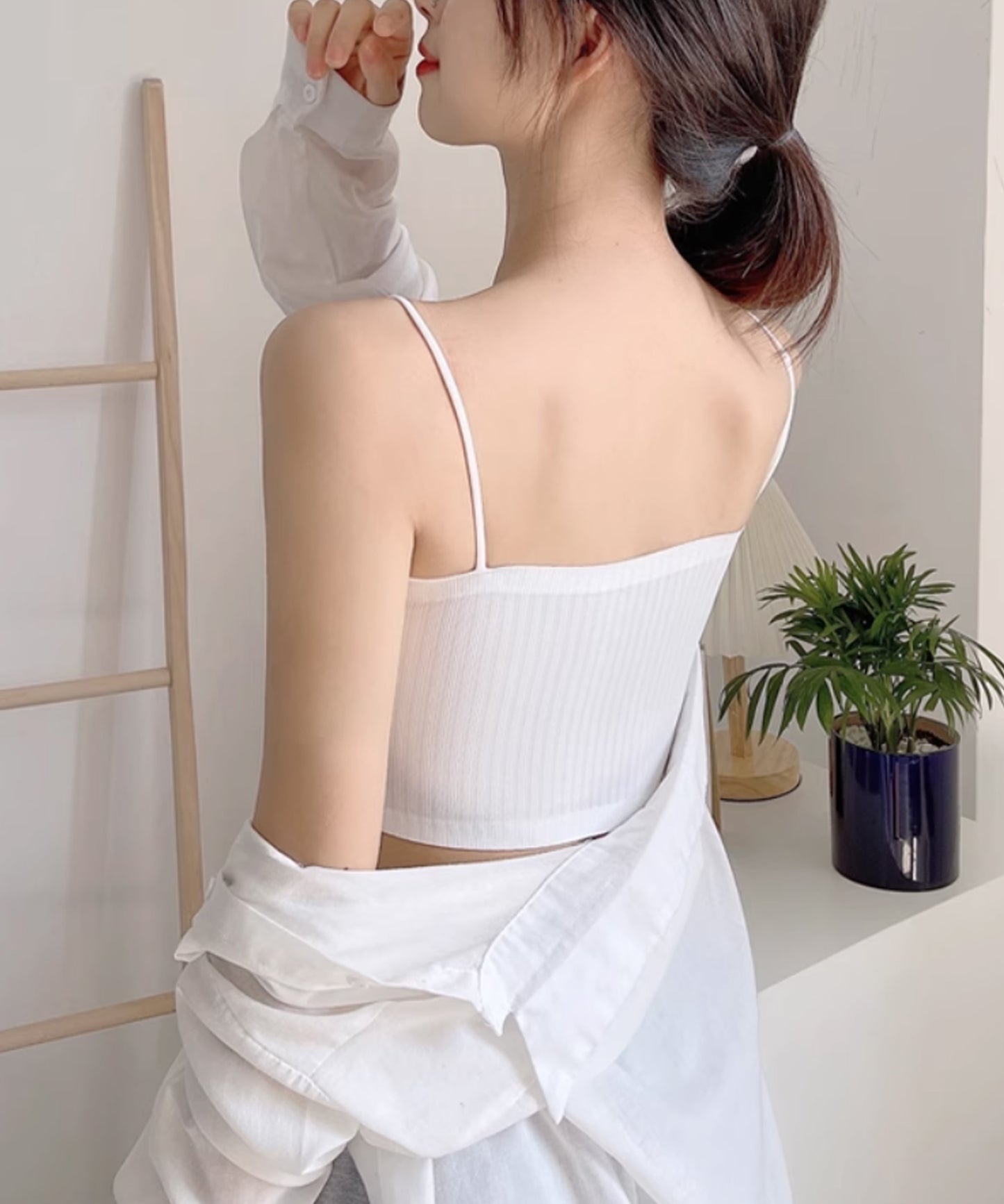 ミニマルチューブトップブラジャー